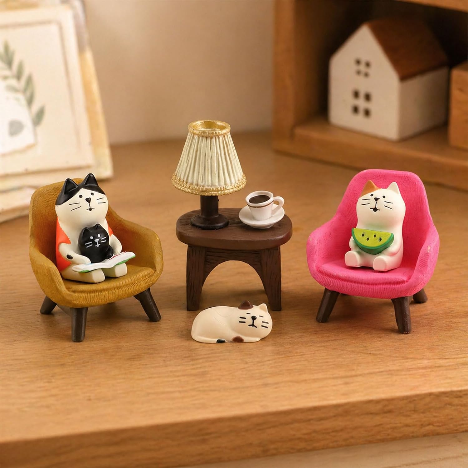 6 Pcs Miniature Cat Figurines, Resin Cat with Sofa & Lamp, Cute Desk Decor for Office & Home, Gift for Cat Lovers