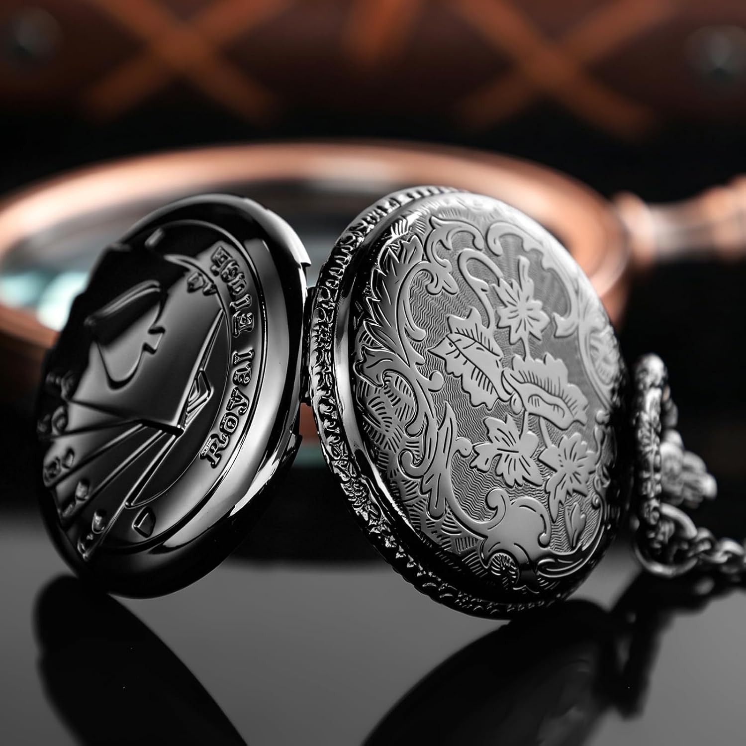 Vintage Octopus Hollow Quartz Pocket Watch Steampunk Black Pocket Watch with Necklace Chain