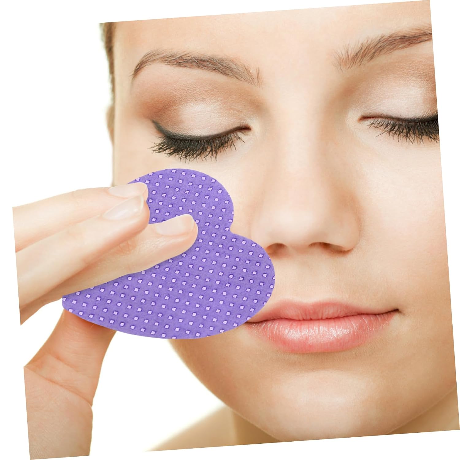 200sheets Heart Shaped Nail Polish Remover Pads Flushable Nail Wipes for Travel Gentle for Home Use