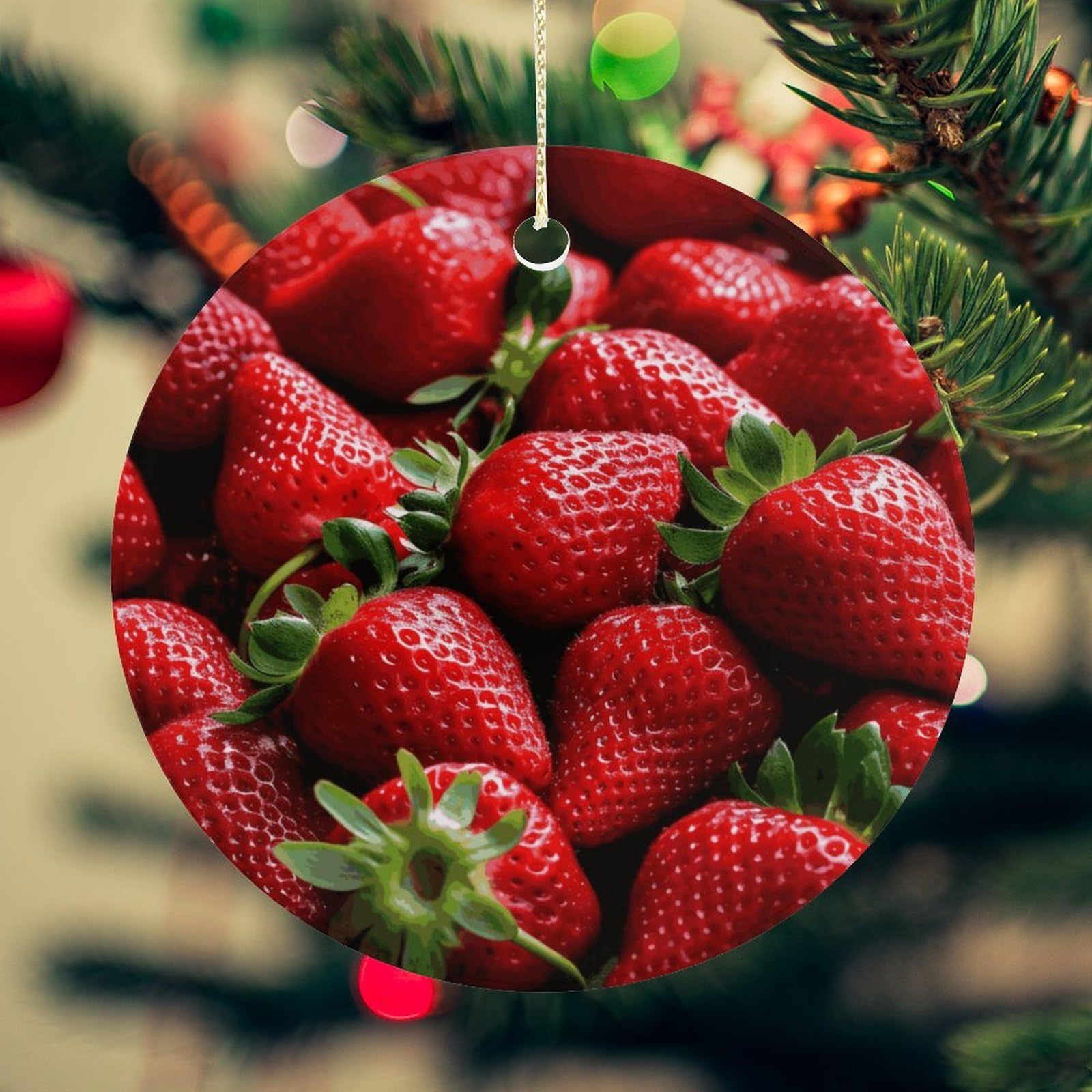 Fresh Strawberries Christmas Ornament for Christmas Tree Ceramic Round Ornament Winter Holiday Keepsake Gift 2.7" Christmas Tree Hanging Decorations Circle Ceramic Pendant Xmas Gift
