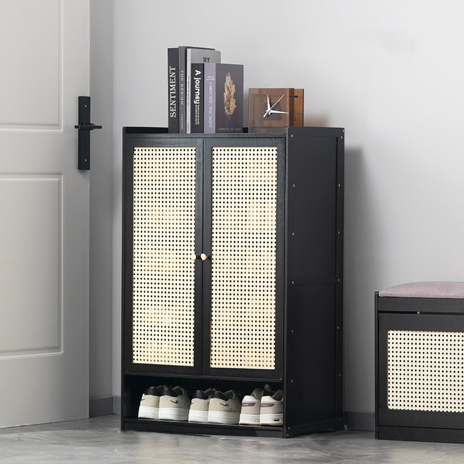 Meuble à chaussures en bois noir anti-désordre pour petits couloirs
