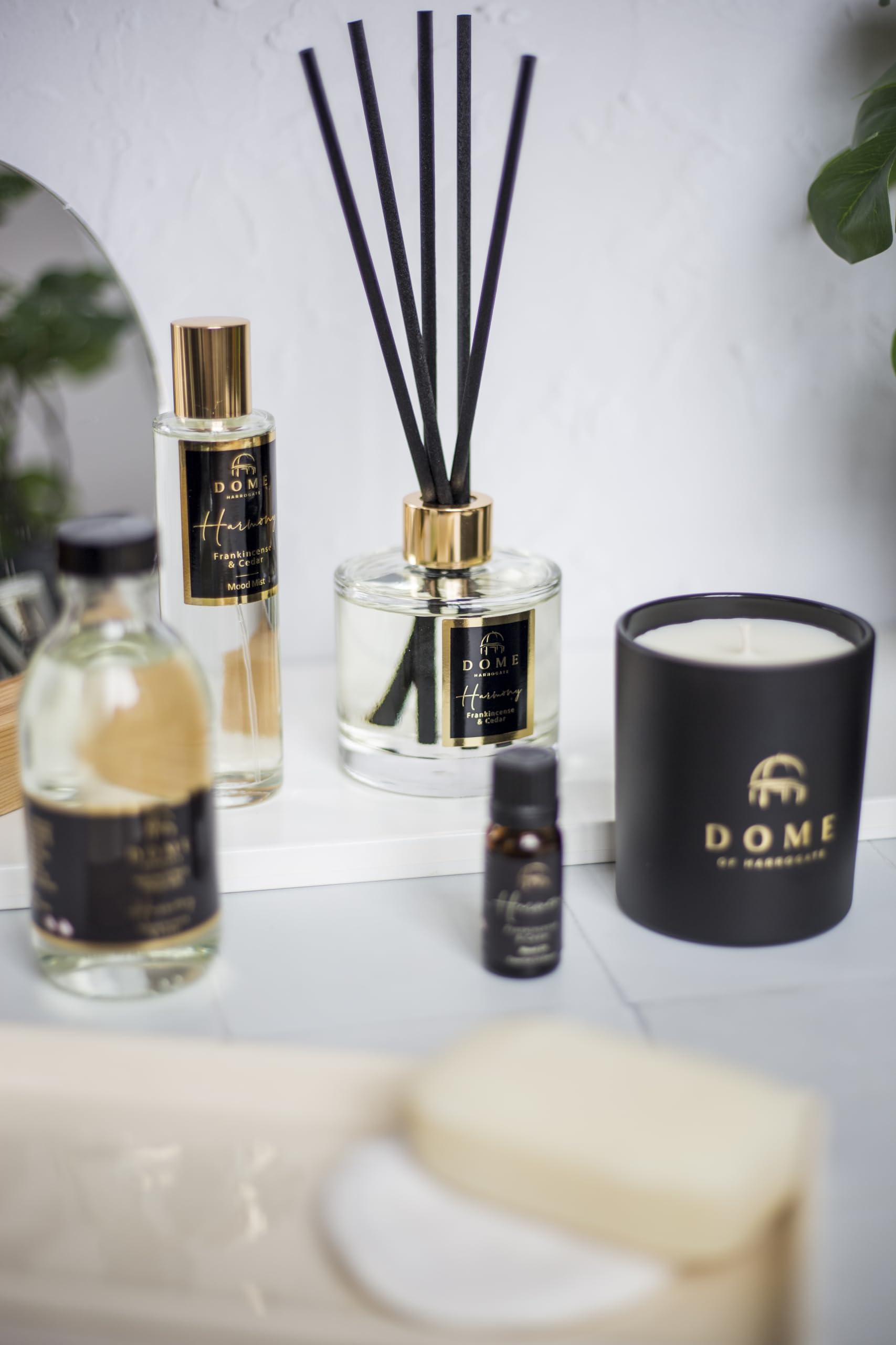 Dome of Harrogate Harmony kolekcja dyfuzorów do cytryny, cedru i kadzideł 200 ml