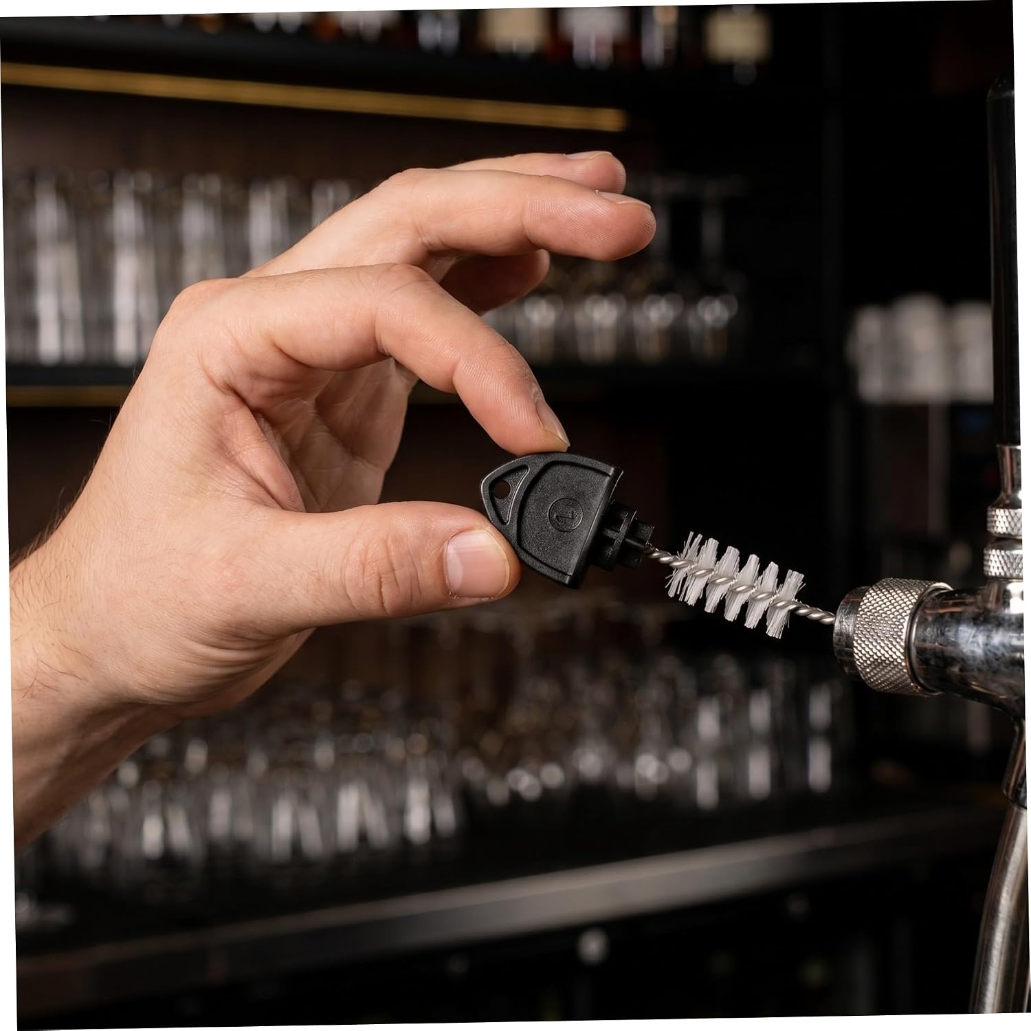 Hemoton 12pcs Beer Tap Stoppers and Cleaning Brushes Faucet Plugs for Draft Beer Prevent and Keep Your Kegerator to Use and Maintain