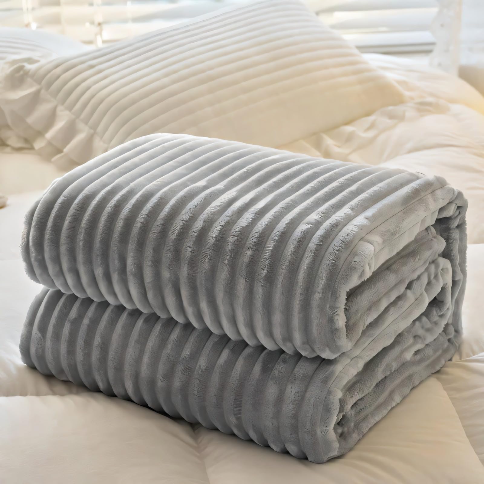 QOFLY Manta Polar Gris, 100 x 150 cm, Suave y Ligera, fácil de Limpiar, de Felpa, para sofá o Interior o Exterior para sofá o Cama