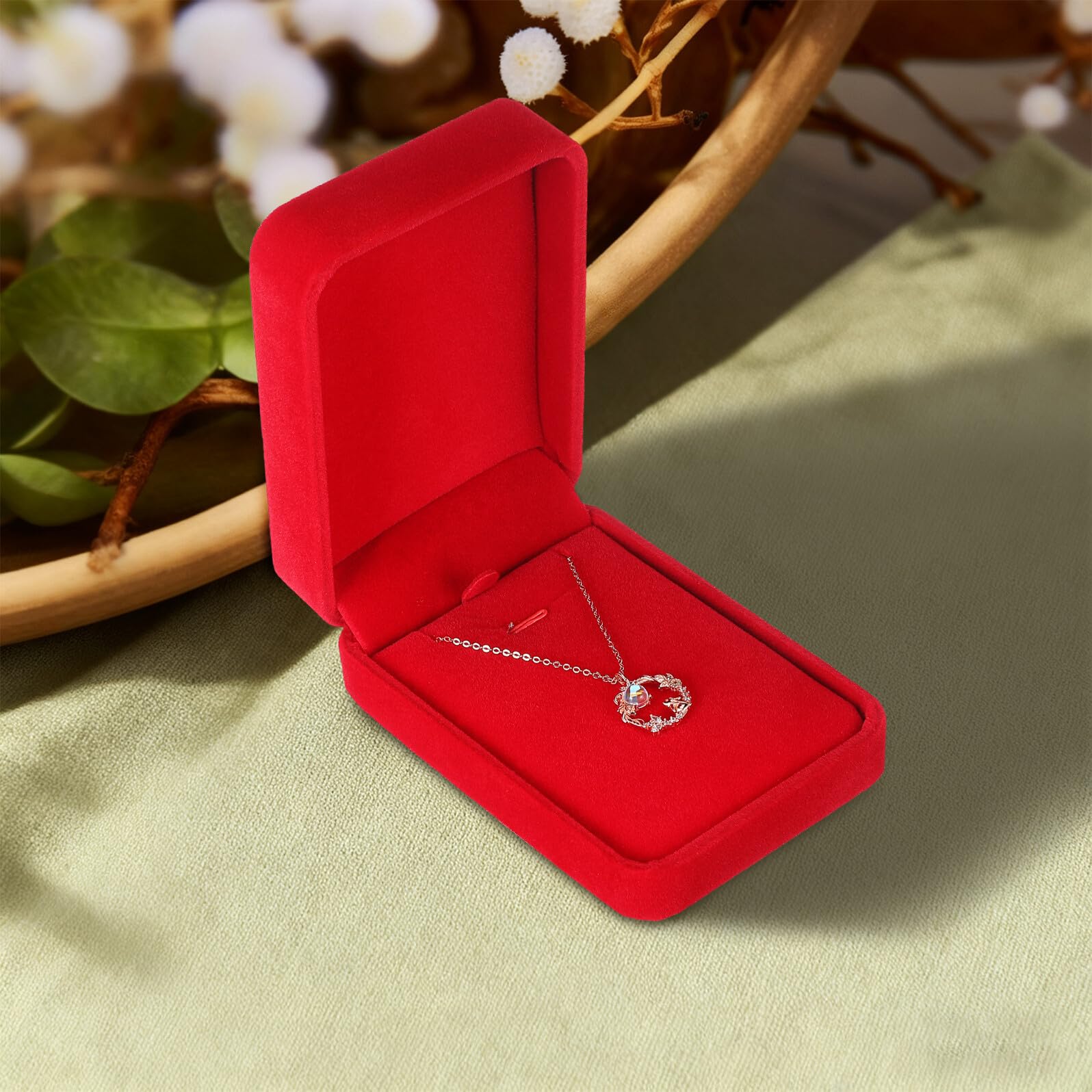 GALPADA Caja de Terciopelo para Collares y Colgantes Estuche Organizador para 12 Piezas Color Rojo Almacenamiento Seguro para Joyas en Bodas Cumpleaños y Uso Diario