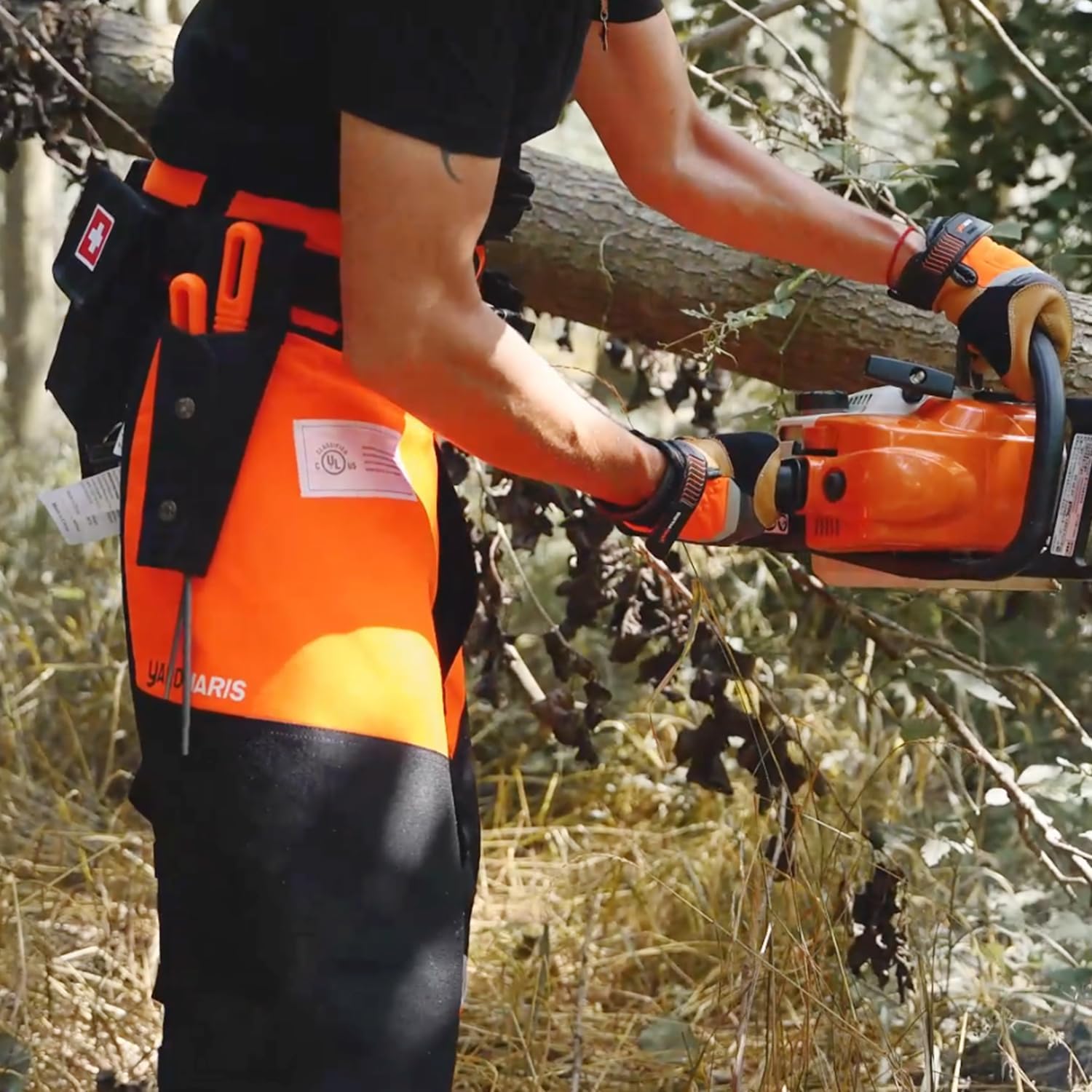 Chainsaw Chaps 8 Layers Heavy Duty Chain Saw Pants Safety Apron with Adjustable Waist and Pocket for Men/Women, Classic C