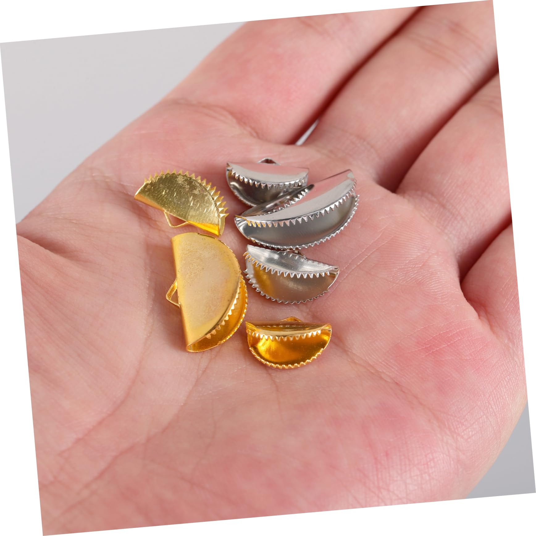 ERINGOGO 300pcs Jewelry Connectors DIY Jewelry Making Crimp Ends Beads for Necklace Bracelet Anklet DIY Supplies