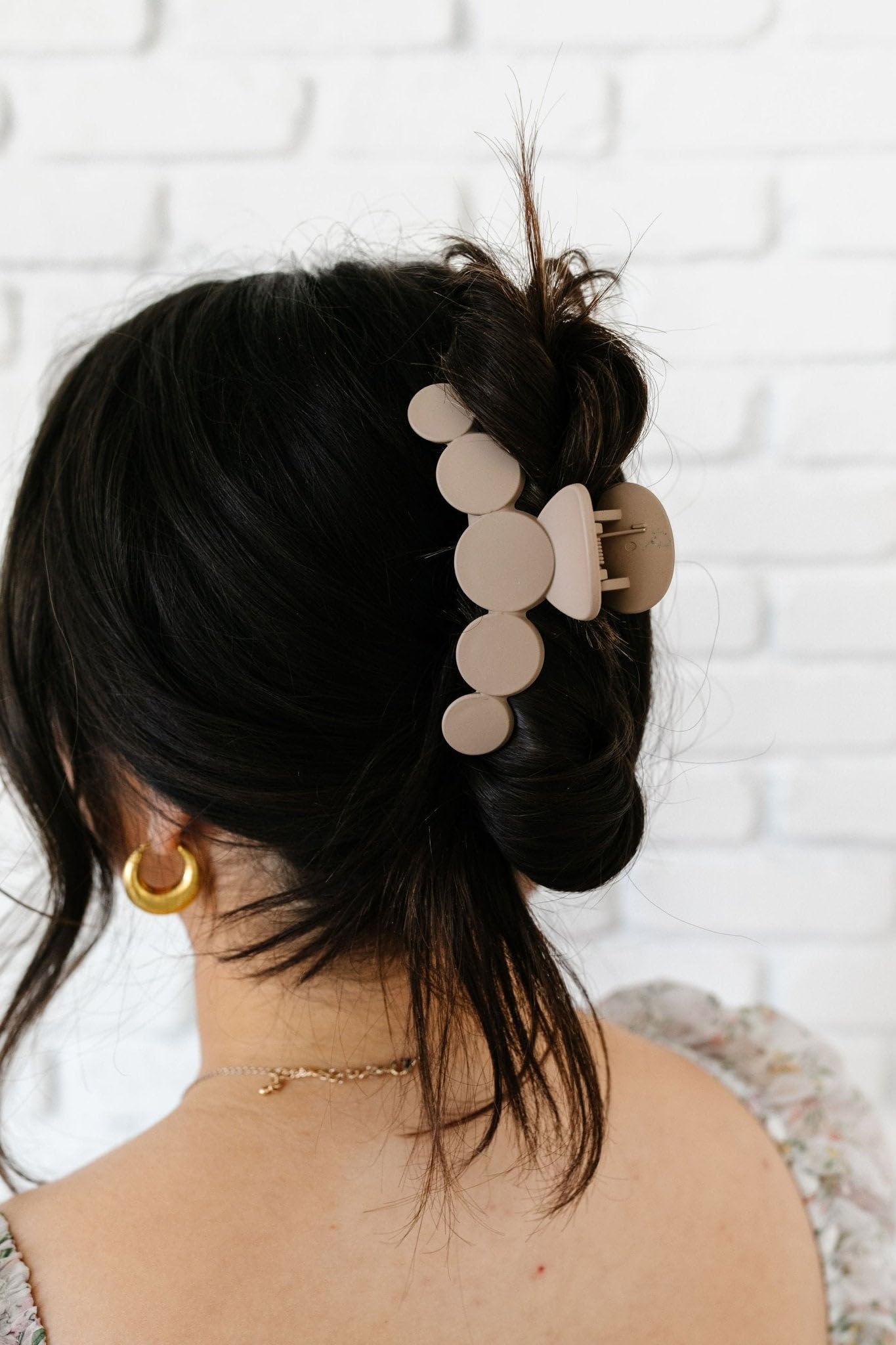 Amazon.com: juyght 3 Pack three Colors Big Hair Claw Clips  display picture 2