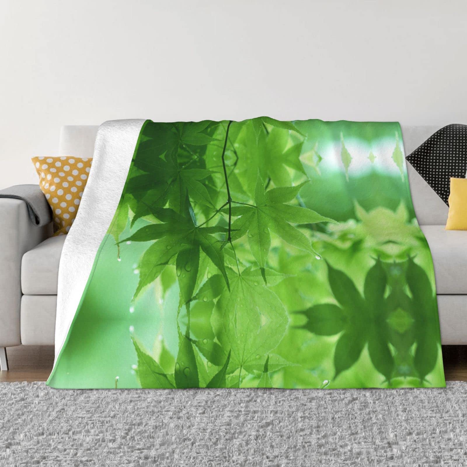 Couverture en flanelle douce multi-tailles et polyvalente pour intérieur et camping