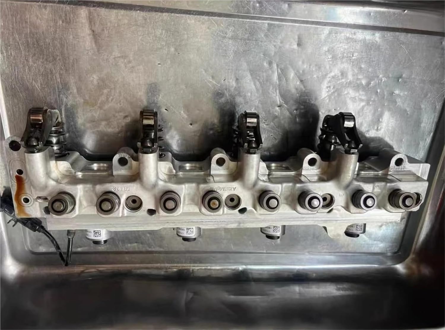 24T electronic rocker arm assembly, OE 05047980AD 05047980AB 05047980AC 05047980AA 5047980AE air VVT valve actuator