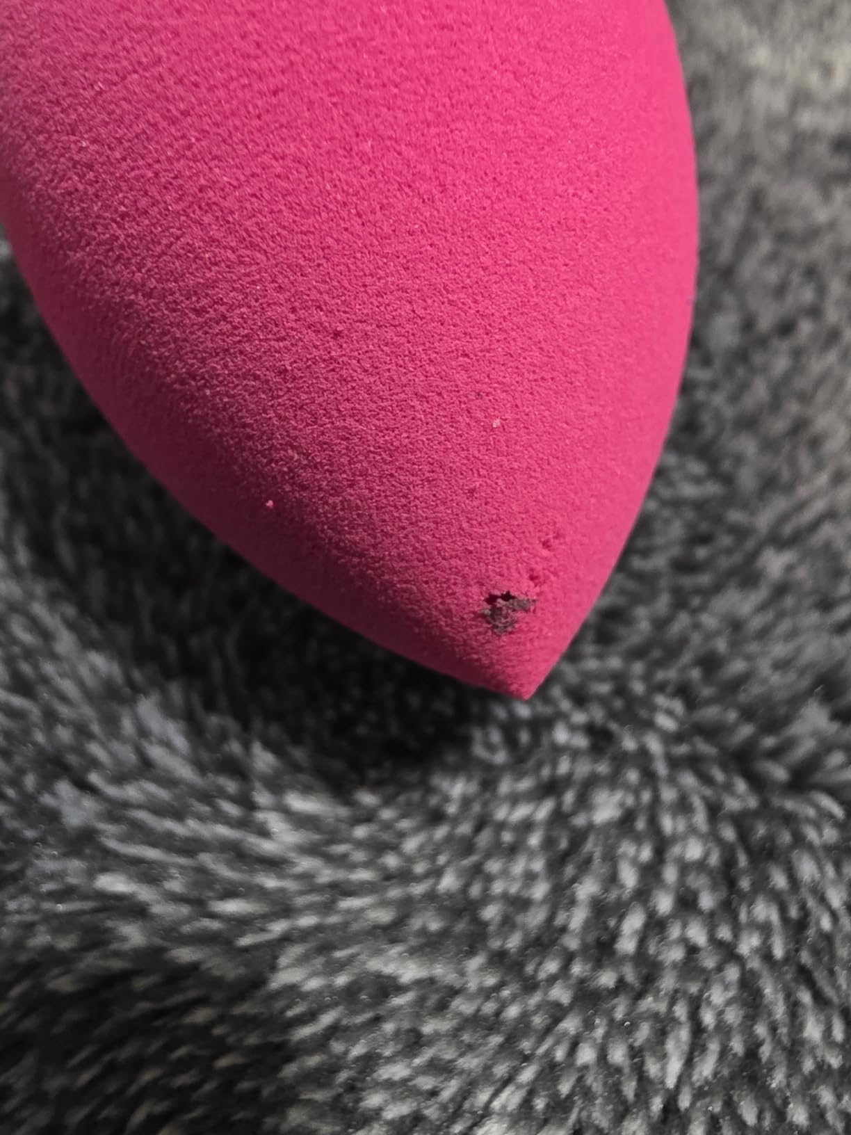 Earth & I Makeup Sponges 10 Pack – Latex-Free Beauty Blender Set for Foundation, Concealer & Powder – Soft Teardrop, Expands When Wet – Make Up Sponges Wedge Applicators Blending Set