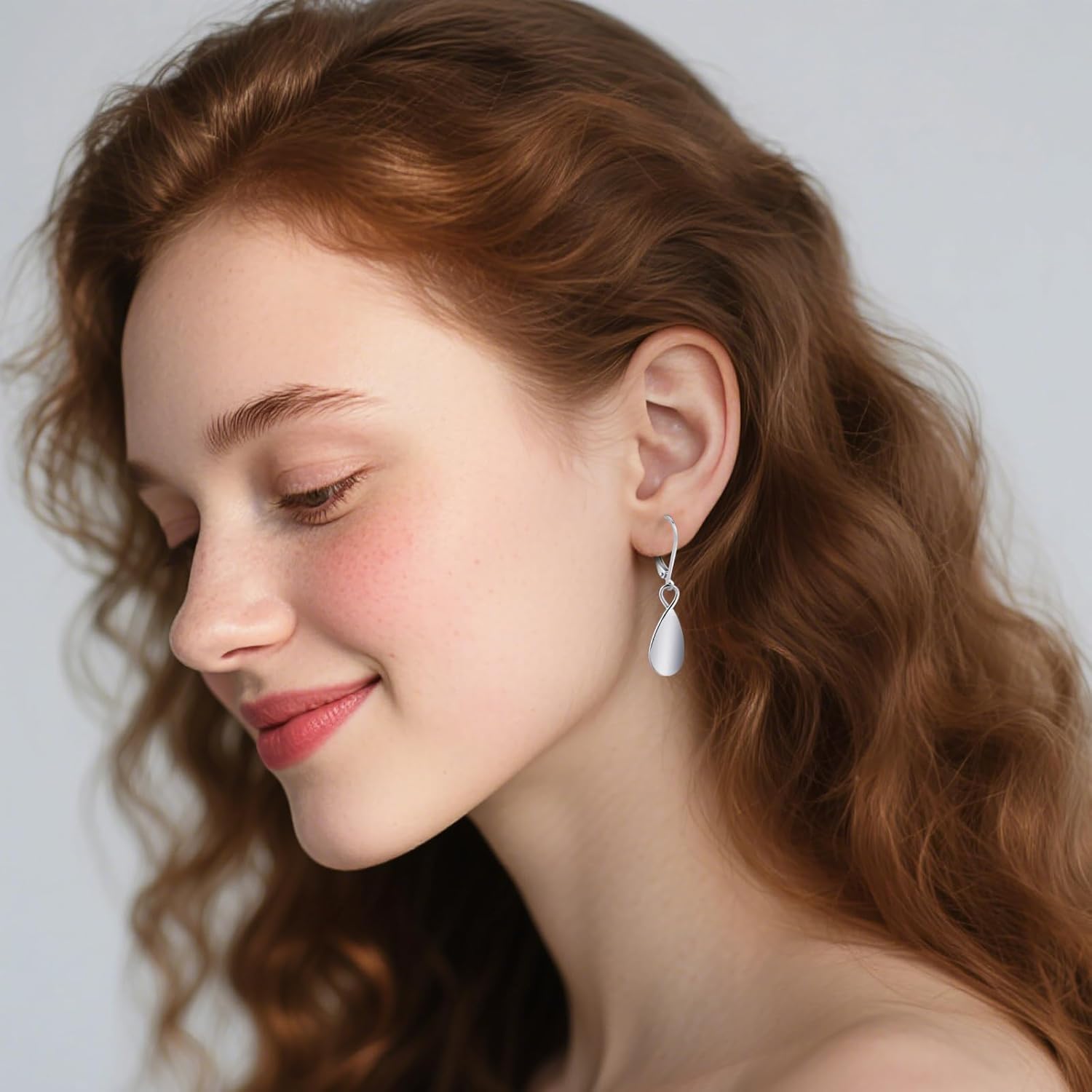 14K Gold Disc Leverback Earrings for Women Gold and Silver Circle Drop Dangle Earrings Jewelry Hypoallergenic Hammered Leverback Dangle Earrings for Gifts - Image 3