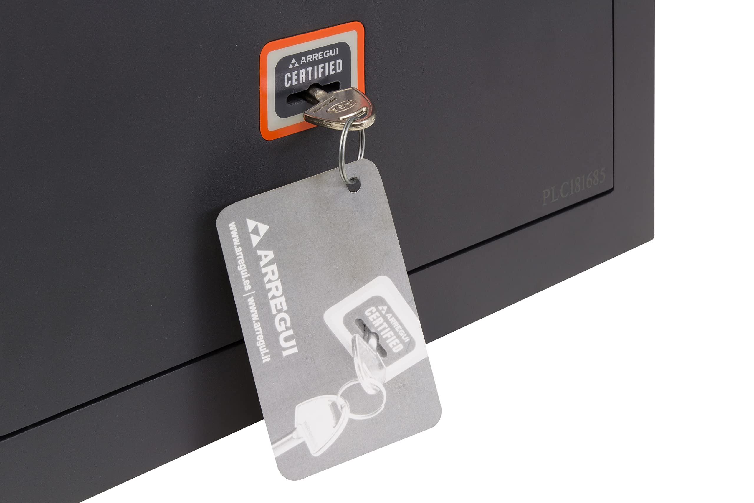 ARREGUI Plus C 181310 Caja fuerte de empotrar a pared con cerradura certificada de llave | Caja de Seguridad para casa y hogar | Fundo extensible | Fácil de instalar | 21 x 32 x 15/22 cm | 4 a 8 L