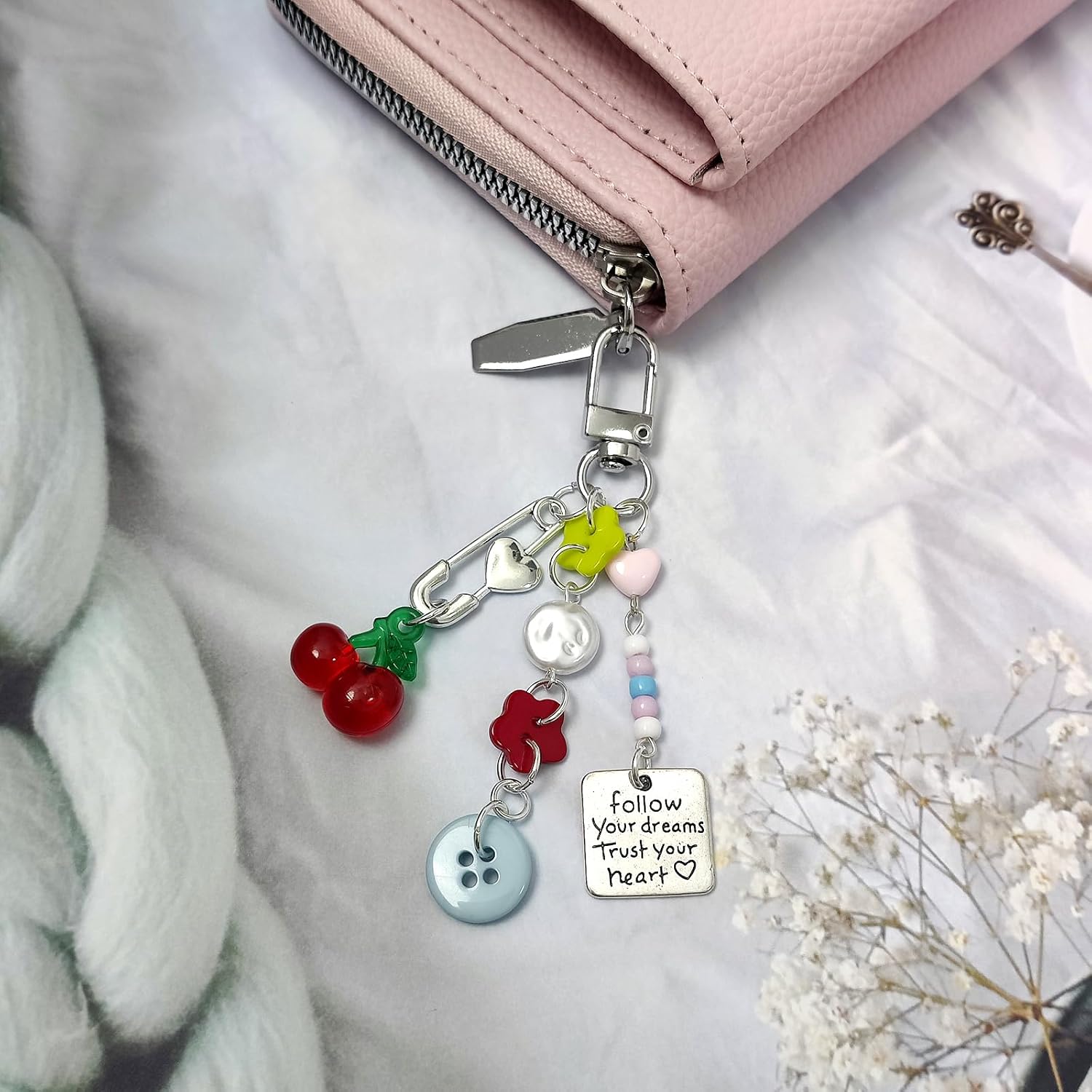2PCS Cute Phone Charms Aesthetic Y2k Pink Guitar Strawberry Star Phone Straps Key Chains for Keys Bags Camera image 4