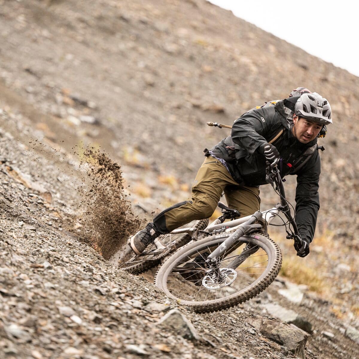Outdoor Research Freewheel Herren-Regenjacke, Stretch, wasserdicht und winddicht, Mountainbike-Ausrüstung, leicht