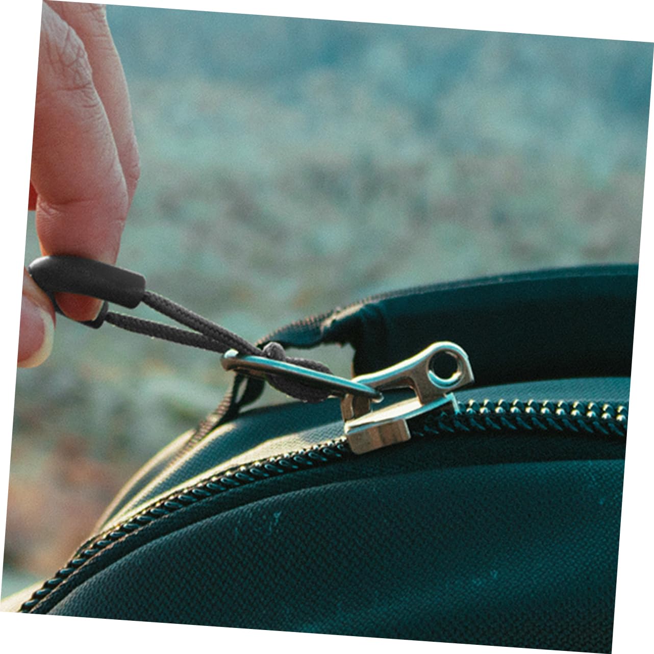 Angoily 50Pcs Zipper Pull Ropes Durable Semicircle Zipper Pullers for Bags Coats and Backpacks Easy to Replace Damaged Zippers for Travel and Everyday Use