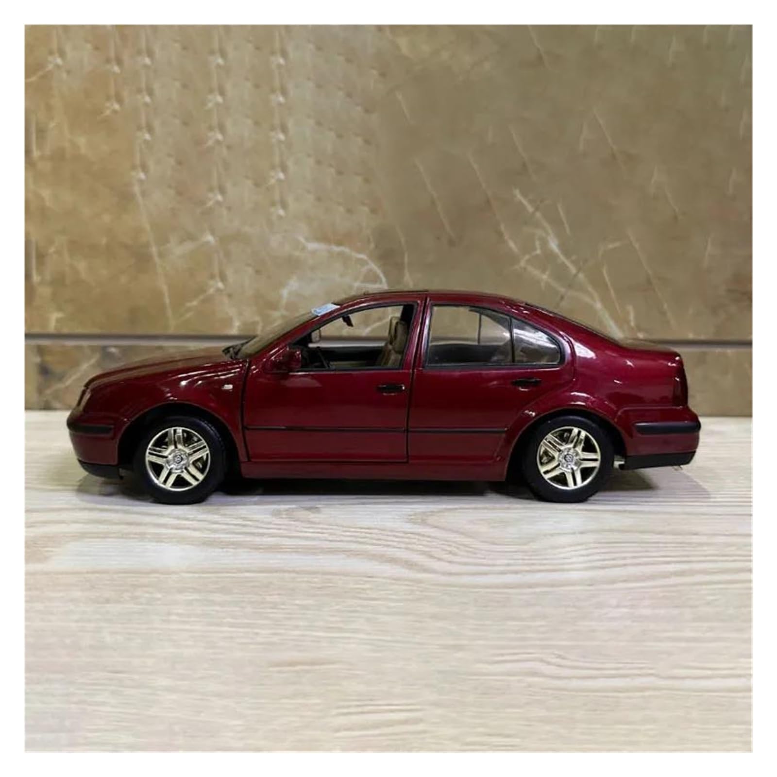 Metallo Scala Replica Modellino Di Auto In Lega Pressofusa In Scala 1 18 Adatto Per Volkswagen BORA 2004 Modello In Statica Ornamento Natalizio Hobby Veicoli Giochi Set