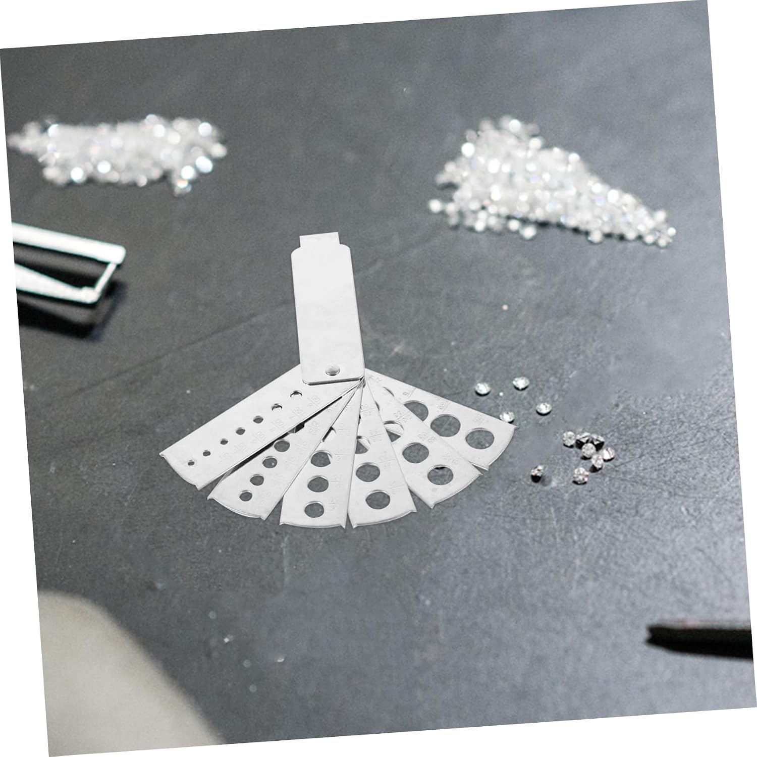 1Set Portable Gem Sizer Tool Accurate Gem Measuring Tool for Precise Measurements Construction for Parties and Events Compact Travel