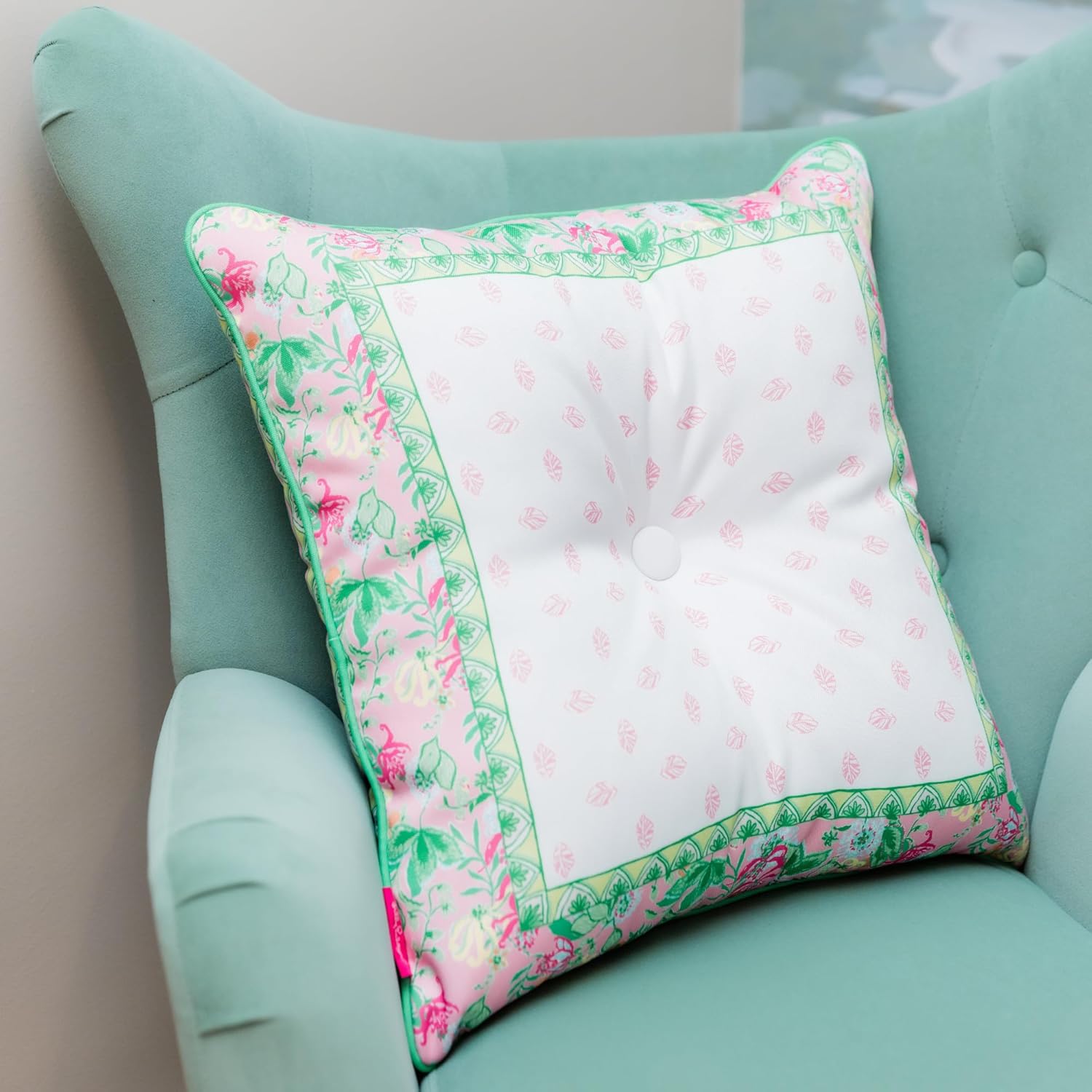 Lilly Pulitzer Large Square Pillow, 20x20 Pillow for Indoor and Outdoor Use, Decorative Pillow for Couch or Bed, Outdoor Pillow for Patio Furniture, Via Amore Spritzer