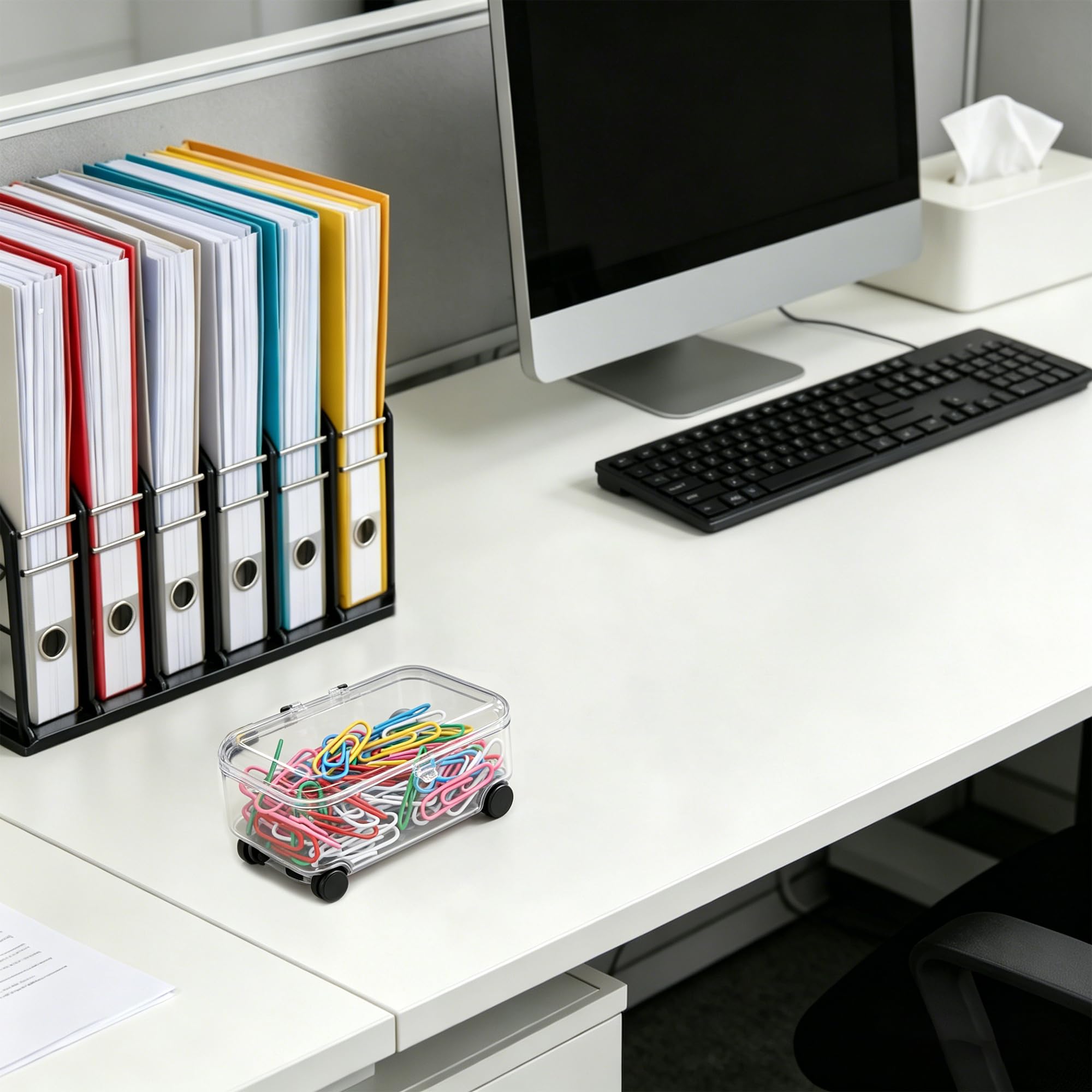 SHIDOW Mini soporte de clip de papel para maleta, caja de almacenamiento de plástico portátil para suministros de oficina, dispensador de clips de papel de viaje, bonito organizador de escritorio
