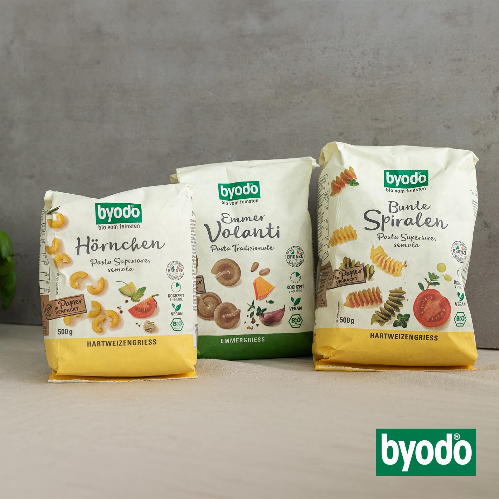 Spiralen bunt semola - Byodo | Bunte Bio-Pasta I Hartweizengrieß & Gemüse I Vegane Nudeln I 12er Pack (12 x 500g)