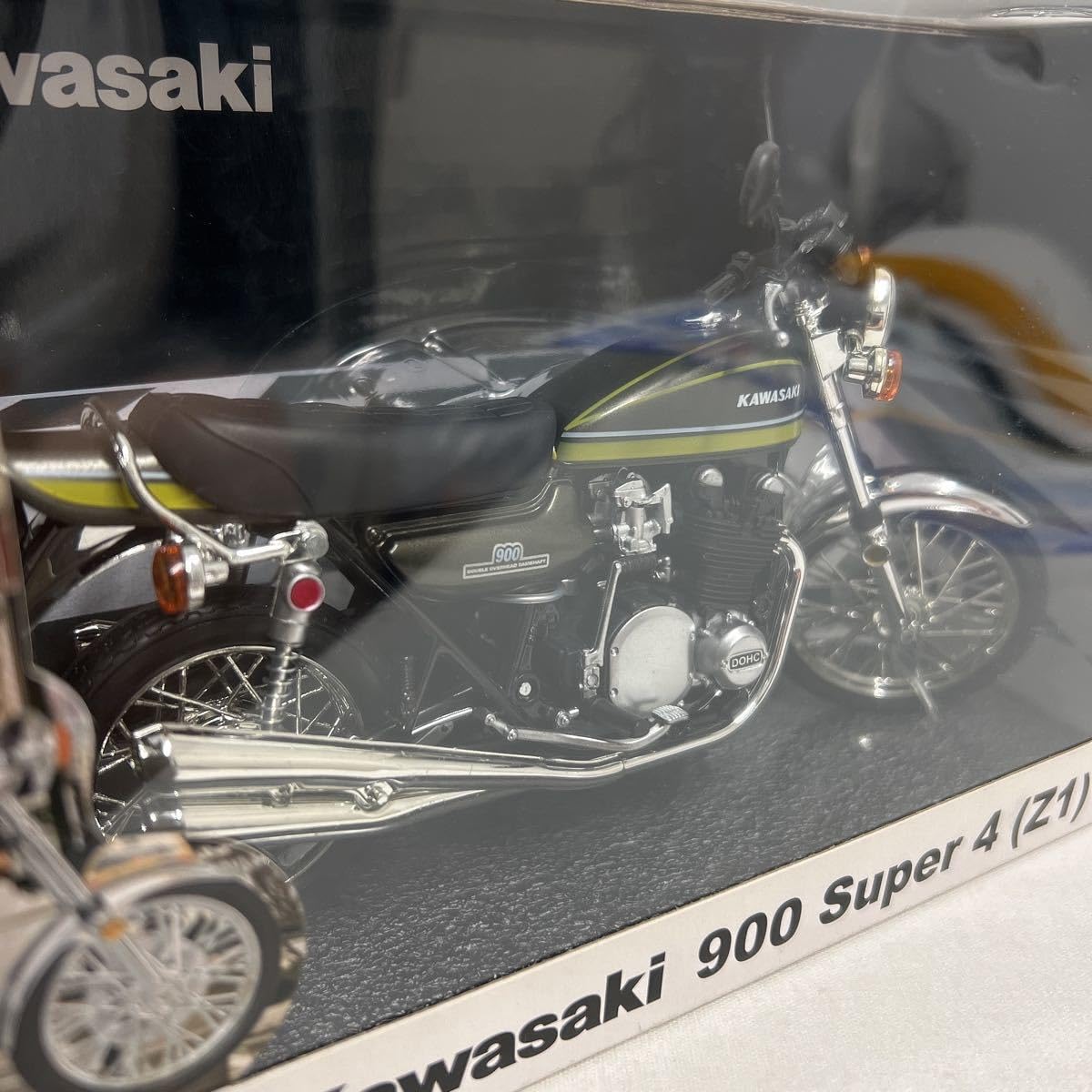 Amazon | アオシマ 1/12 KAWASAKI 900 SUPER4 Z1 タイガー