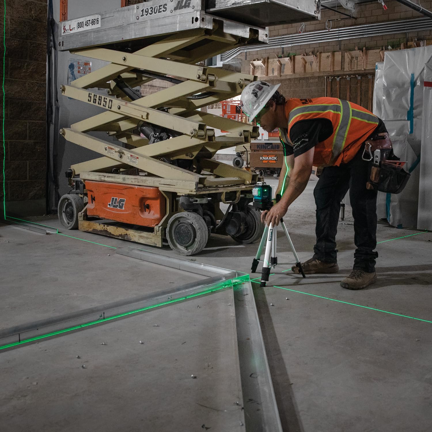 Niveau laser à croix vert Makita 3 x 360° CXT - SK700GD