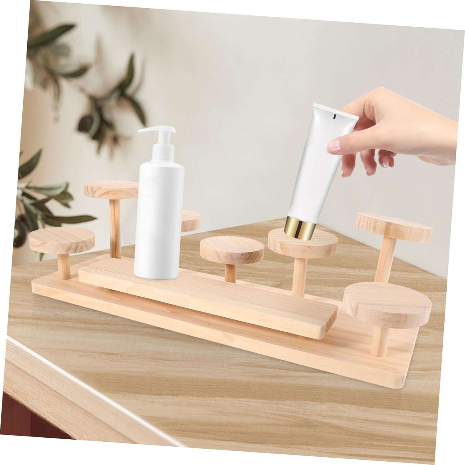 MERRYHAPY Elegant Wooden Perfume Display Stand Cosmetics Shelf Makeup Organizer Skincare Display Desktop Riser