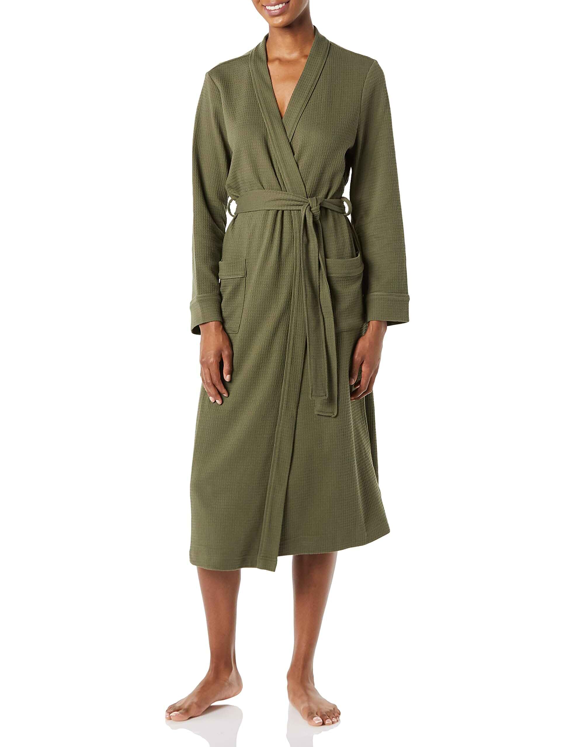 Amazon Essentials Women's Lightweight Waffle Bath Robe (Available in Plus Size)