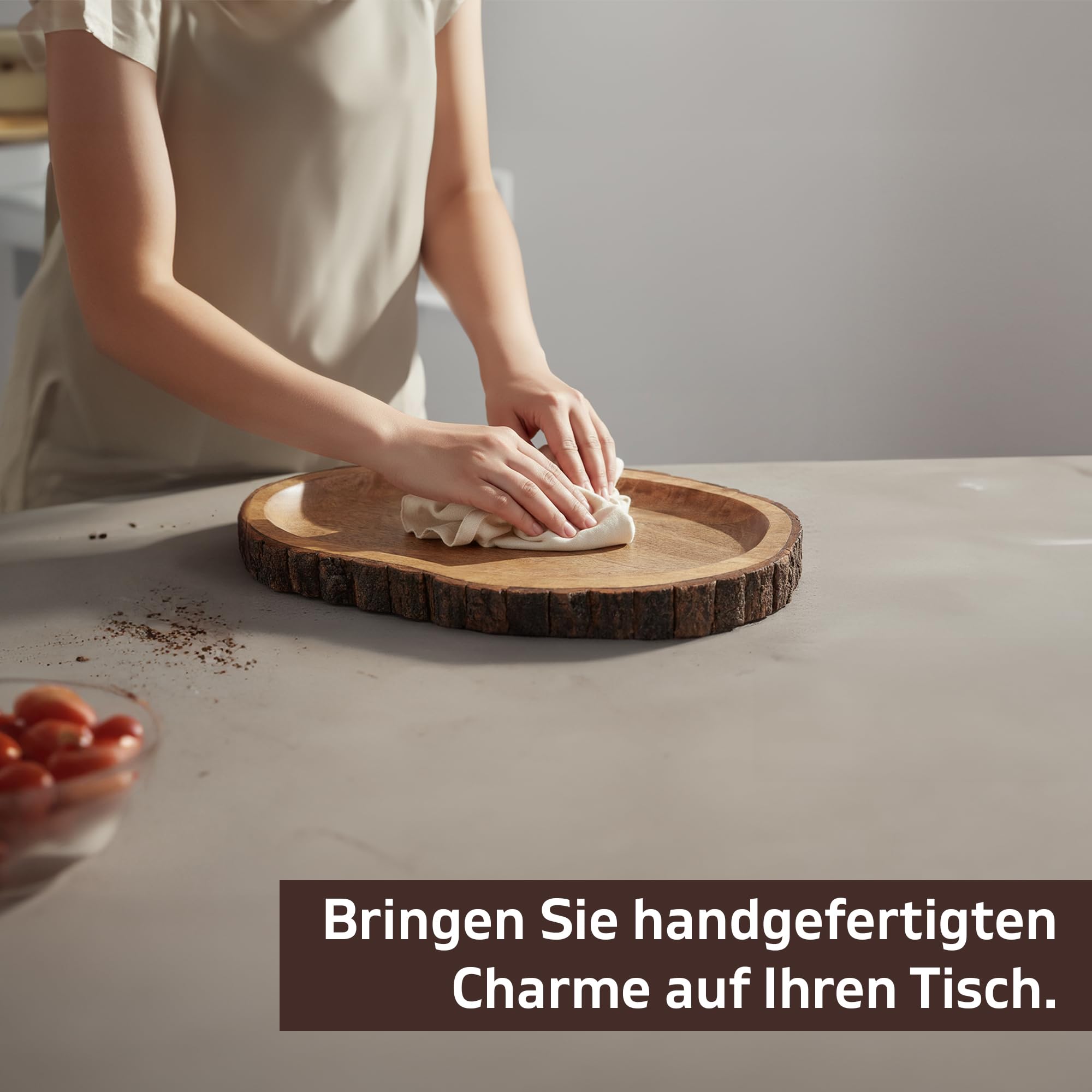 GoCraft Ovale Servierplatte aus Holz mit Baumrinde – Mangoholz-Charcuterie-Brett, 43,2 x 25,4 cm, rustikale Platte zum Servieren von Käse, Vorspeisen, Snacks, Obst und mehr – perfekt für Unterhaltung