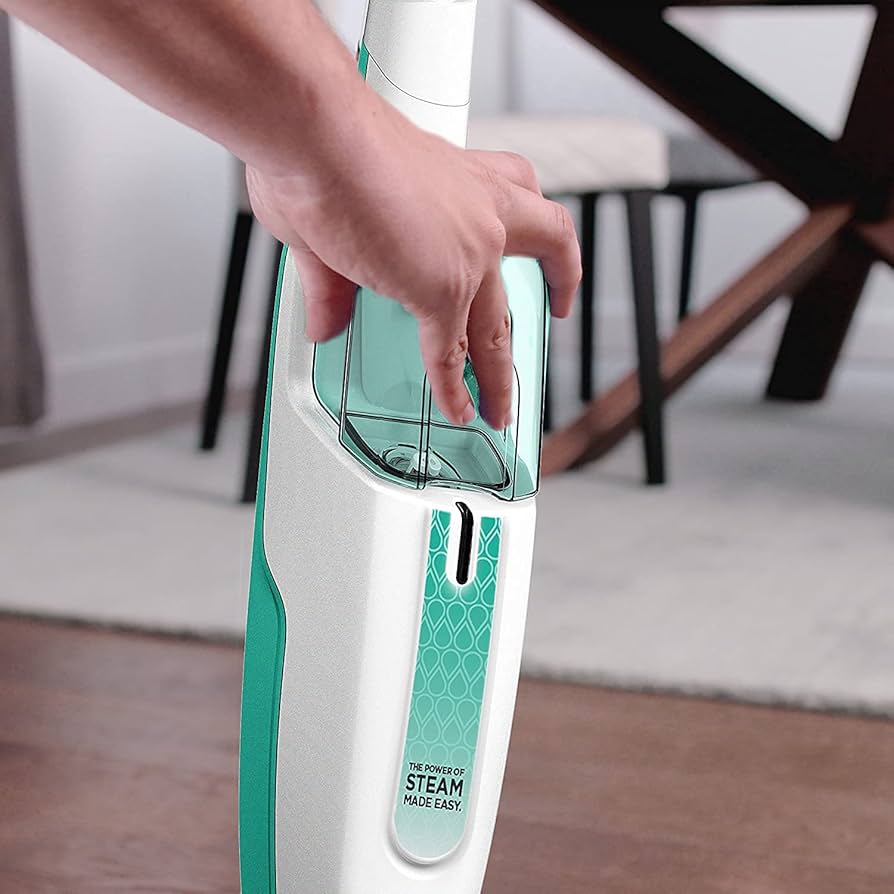 MOPです Amazon.com: Shark Steam Mop with 2 Machine Washable Dirt