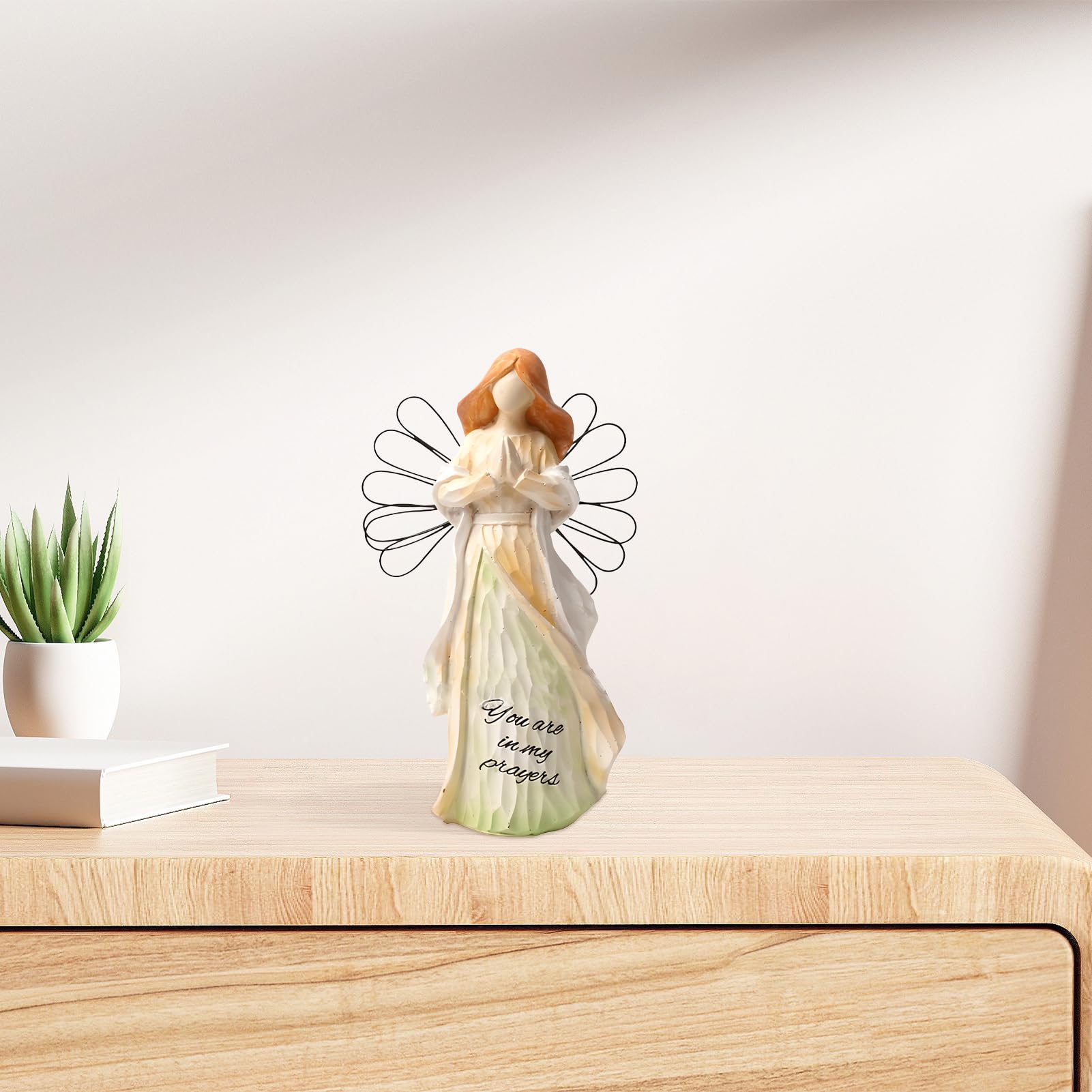 Engelsfigur Harz 17cm - Handgeschnitzte Schutzengel Statue Mit Herz