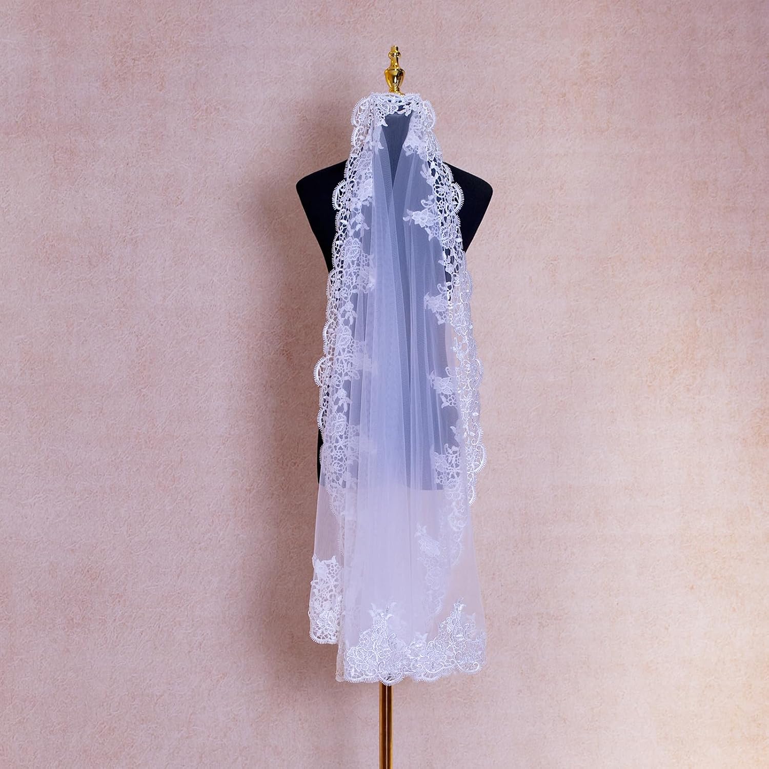 Long Wedding Veil for brides With Lace and Metal Comb,Cathedral Length 1 Tier Tulle Bridal Veils