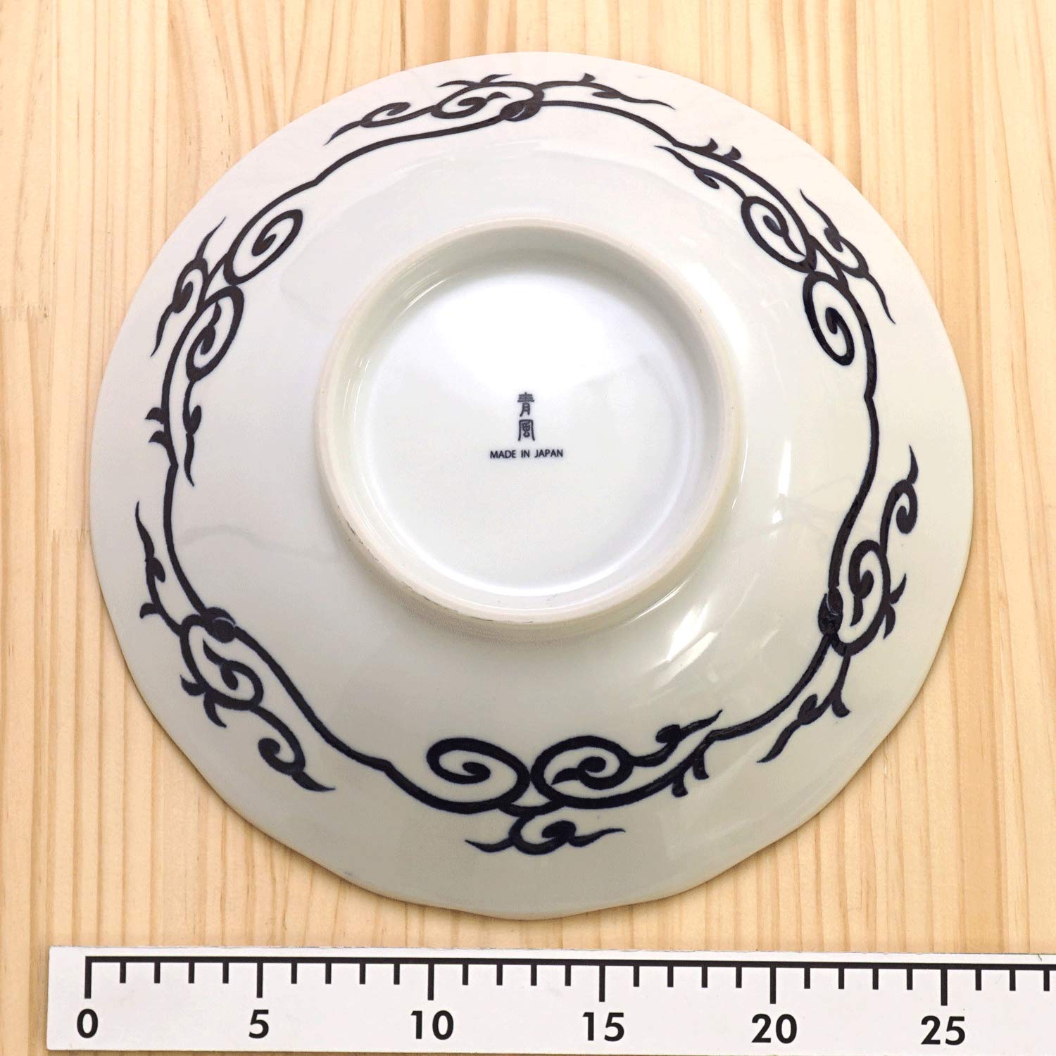 九谷祥瑞大鉢 鹿絵祥瑞赤 煮物鉢 ｜ 四季折々のおしゃれな和食器通販サイト