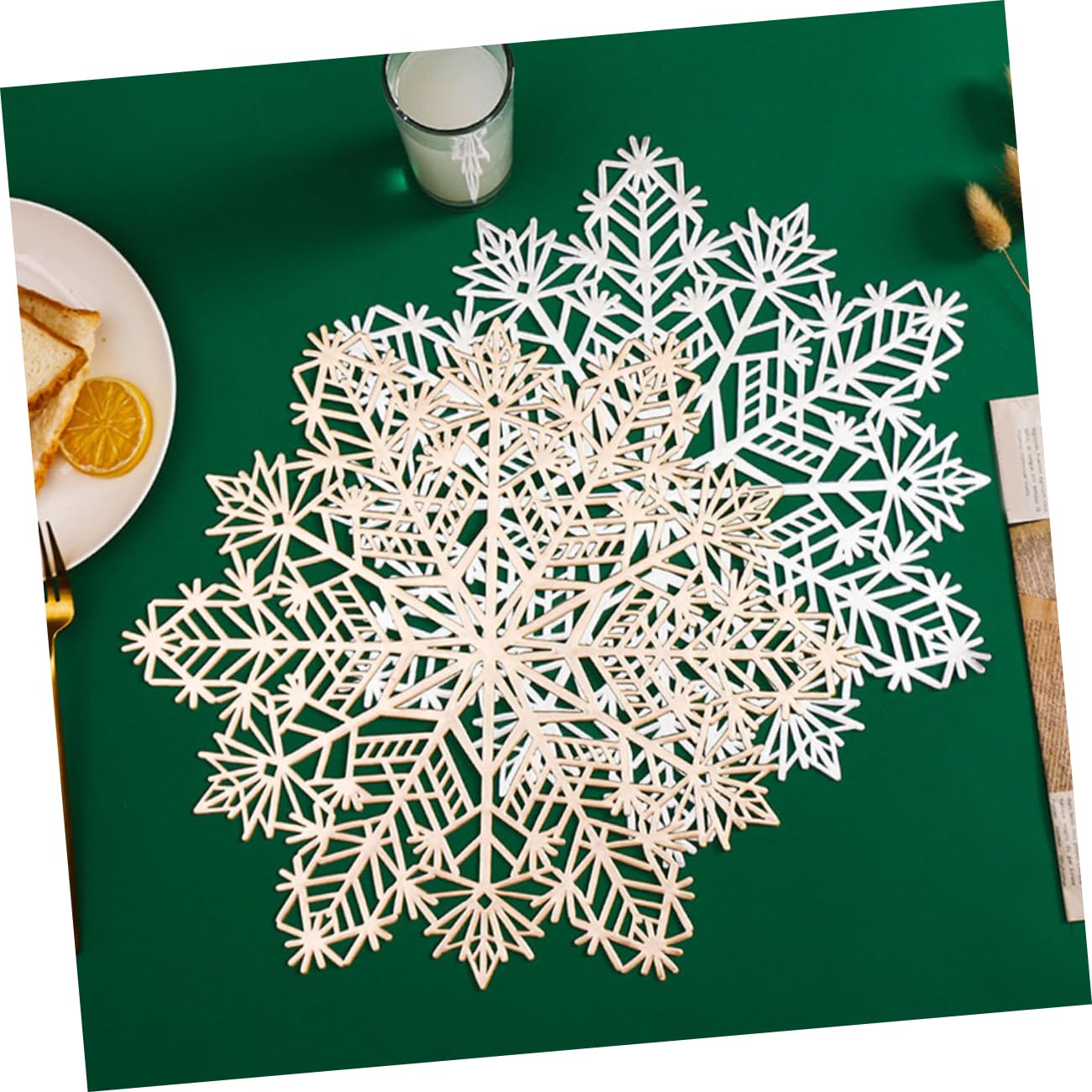 TOPBATHY Lot De 2 Sets De Table De Noël en Forme De Flocons De Neige Résistants À La Chaleur Accessoires De Cuisine Festifs 6 Pièces X 2