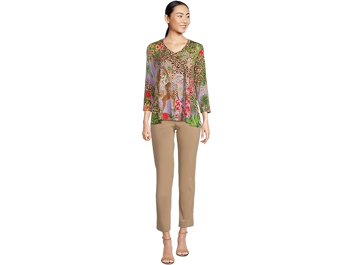 The Janie Favorite 3/4 Sleeve V-neck Swing Tee - Image 1
