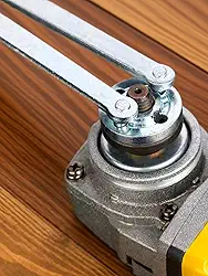 Chave inglesa universal ajustável para rebarbadora e porcas redondas com furos perfurados