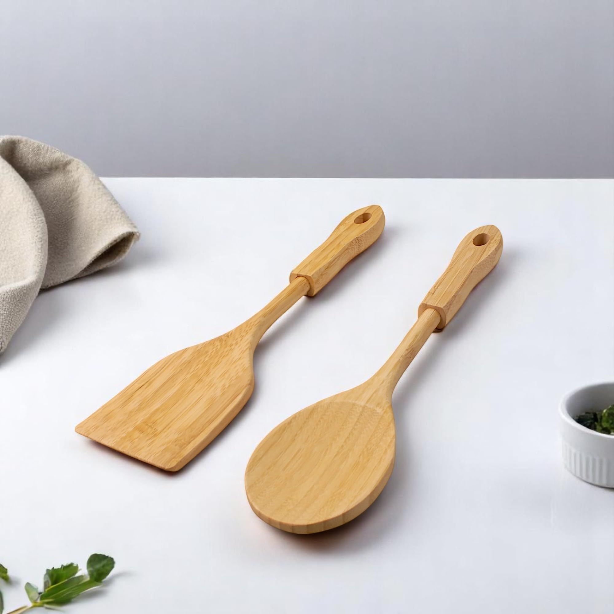 Deconox Bambu 2'li Servis Seti, Tavalarınız ve Kızarmanız İçin Spatula, Servisleriniz İçin Büyük Kaşık | 2 Adet Lüks Bambu Set