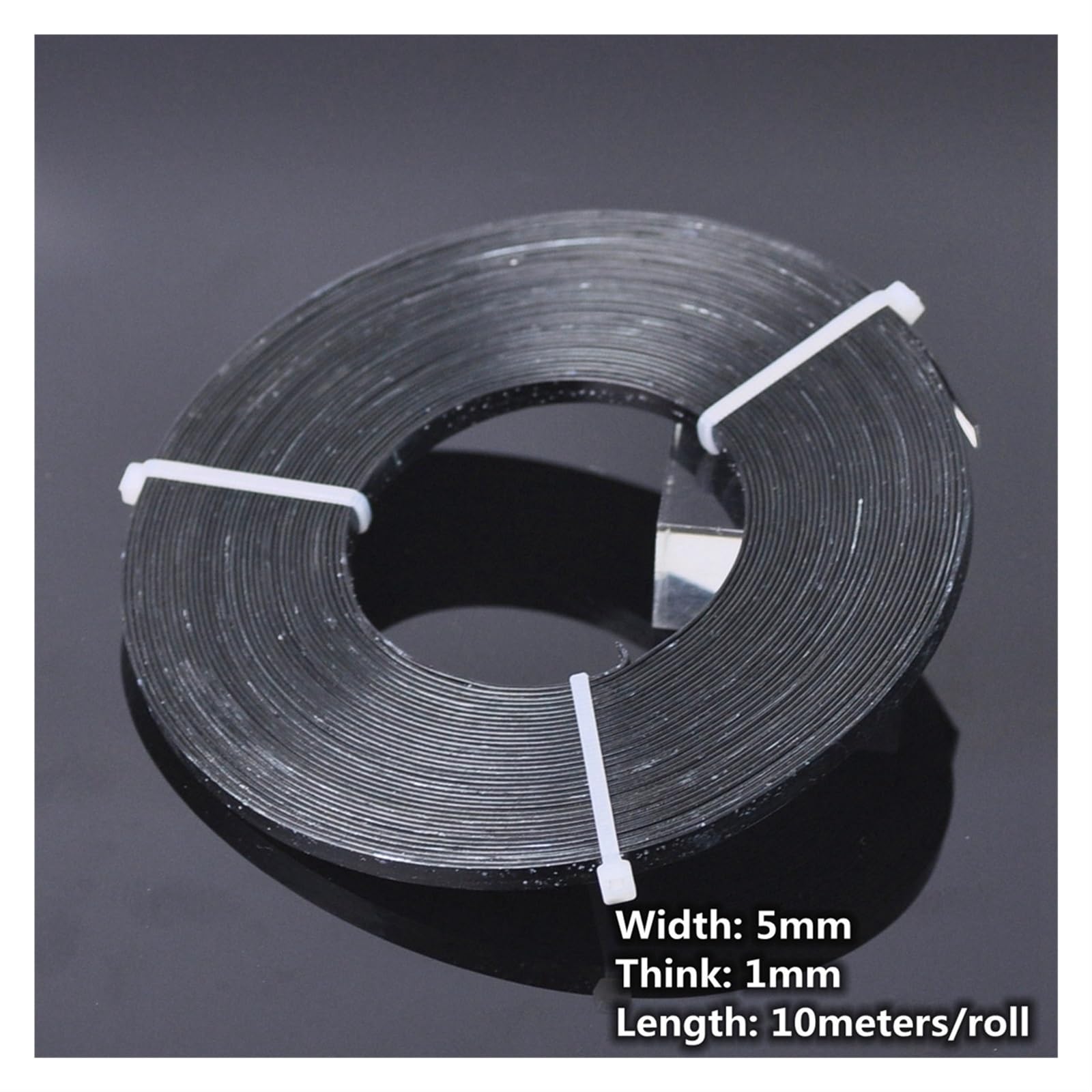 Szeroka gama kolorów: Drut aluminiowy występuje w wielu żywych kolorach, idealnych do dodania odrobiny koloru do Twoich kreacji. Materiał: aluminium Styl: drut koralikowy Proces koloryzacji: platerowa