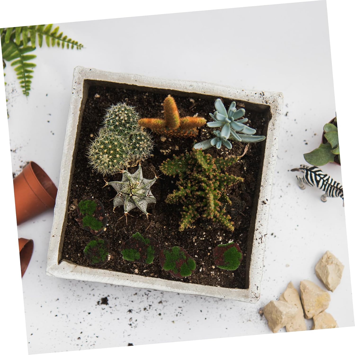 TEHAUX 16pcs Imitated Moss Stones for DIY Gardening and Decoration Realistic Micro Landscape Ornaments for Home Party and Floral Arrangements