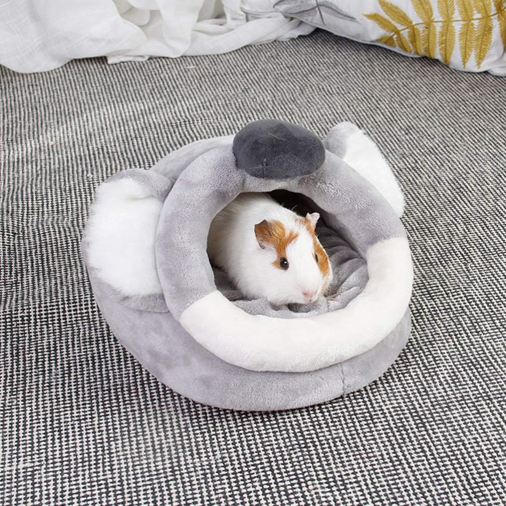 balacoo Cozy Guinea Pigs House Cave Bed Warm Pet Nest for Hamsters Small Animals Soft Cartoon Design Easy Access Thickened Warmth for Play Rest