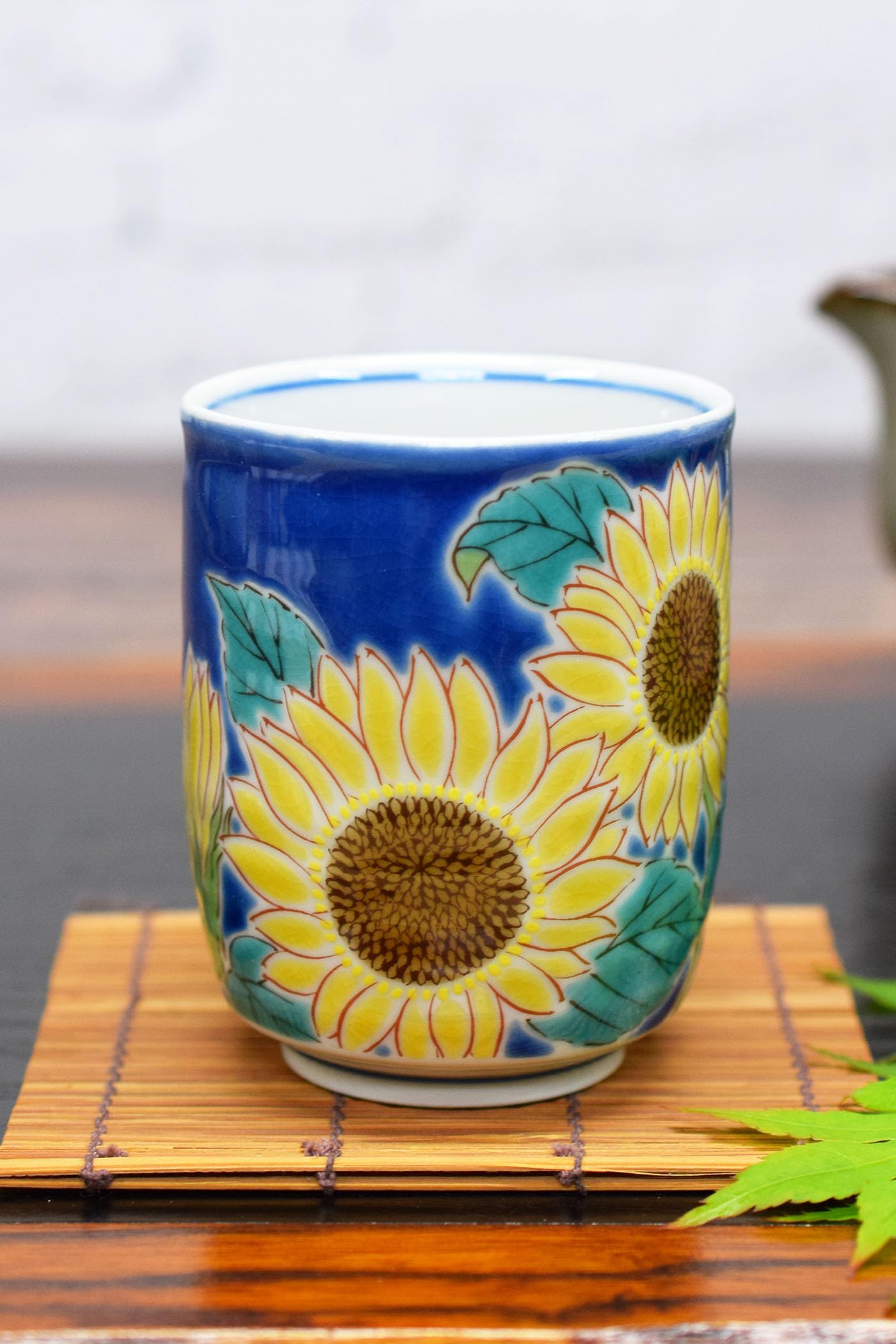 Amazon | 和座の蔵 九谷焼 湯呑み ひまわり おしゃれ 湯のみ茶碗 陶器