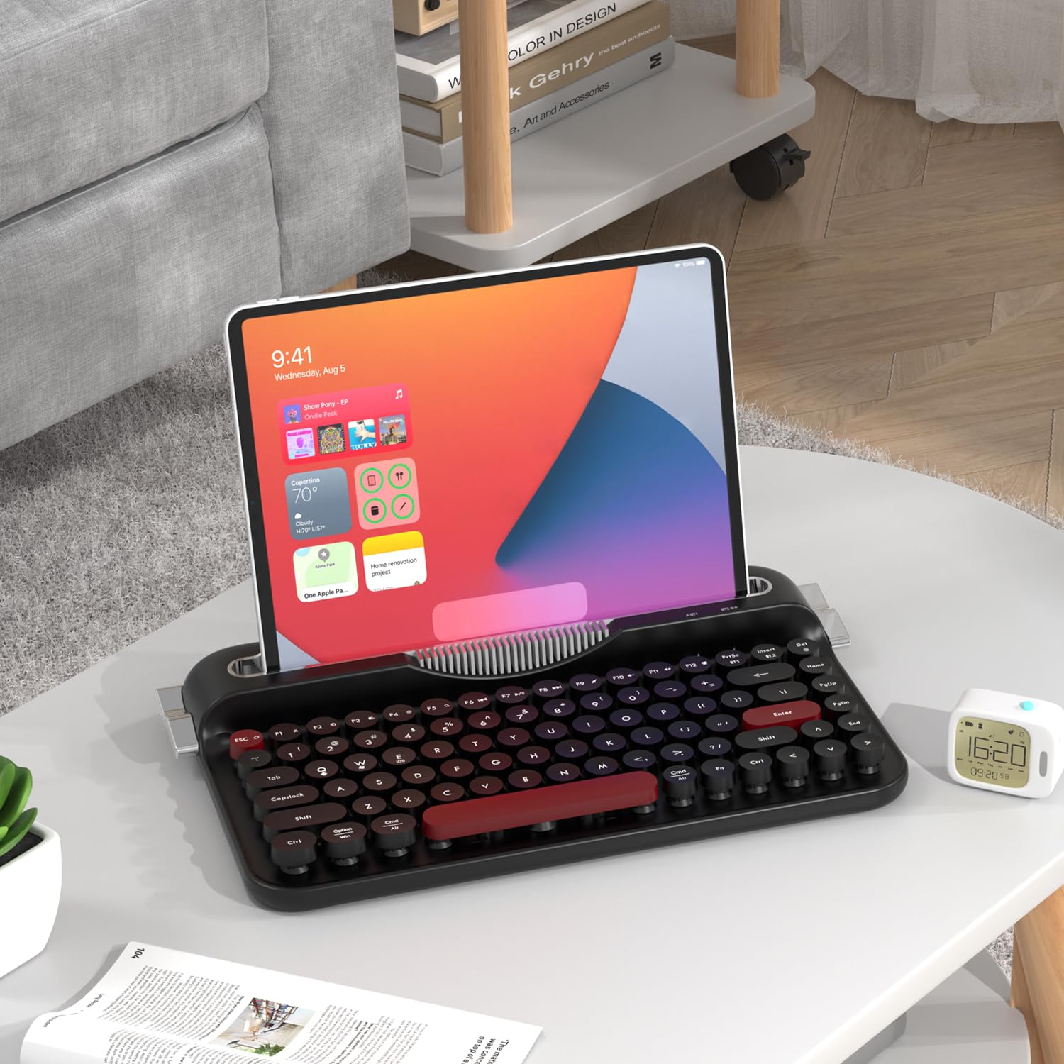 レトロデザイン ワインレッド Bluetoothキーボード レトロなのにデジタル。タイプライター風ワイヤレスキーボード「PENNA