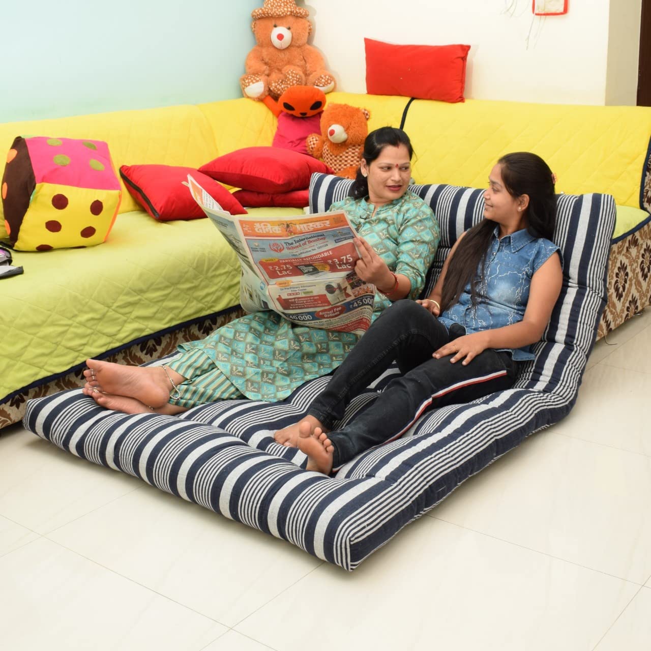 NEXTGO Foldable Mattress White Cotton Fibre PG and Students Sfot Gaddai with 1 Pillow Size 4 X 6 Feet Wait 8 K,G,-image-7