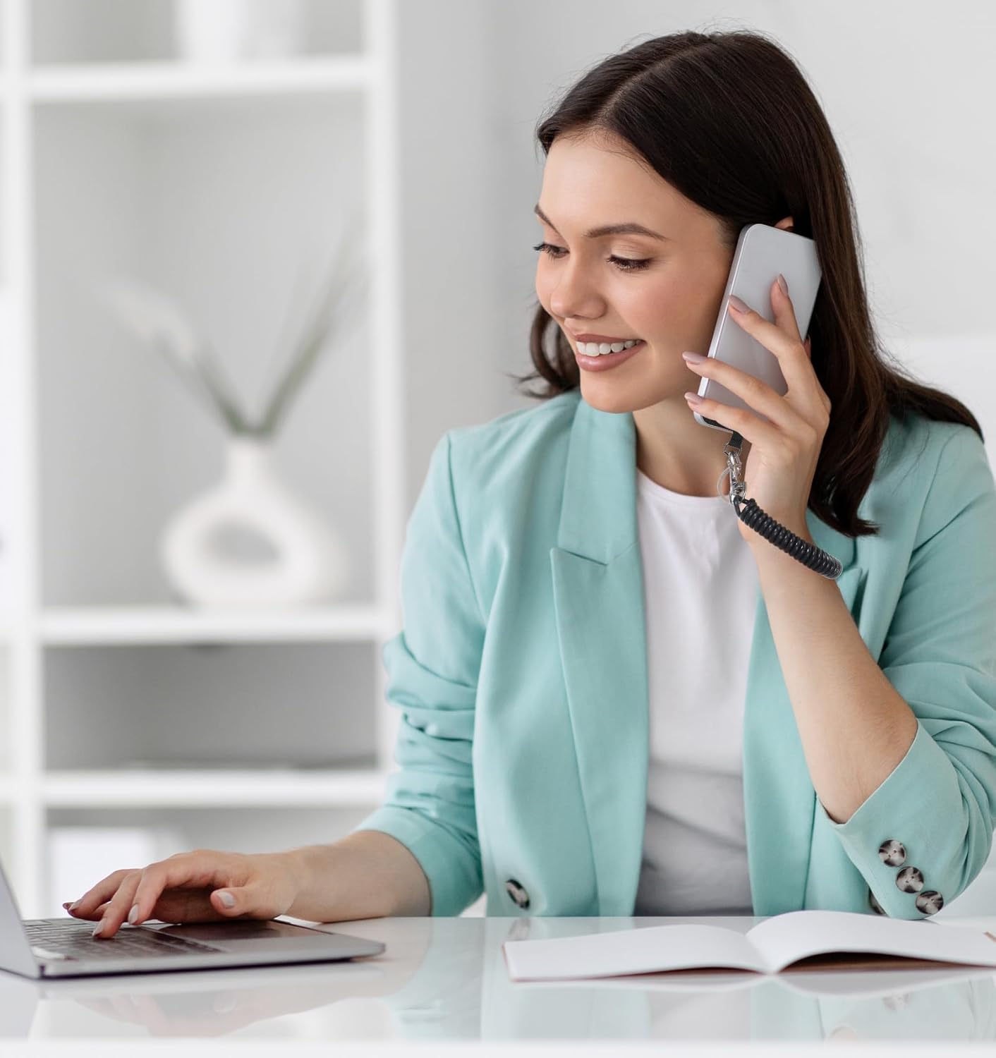 6Pcs Wrist Coil Keychain, Retractable Spring Anti-Lost Stretchy Lanyard with Keyring Lobster Clasp Keychain, Suitable for Keys Wallet Cellphone (Black) - Image 3