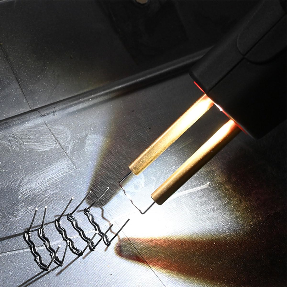 MAXTOOLS, WP100, Saldatore per Plastica a Batteria con Temperatura fino a 500C° e Batteria 2600mAh