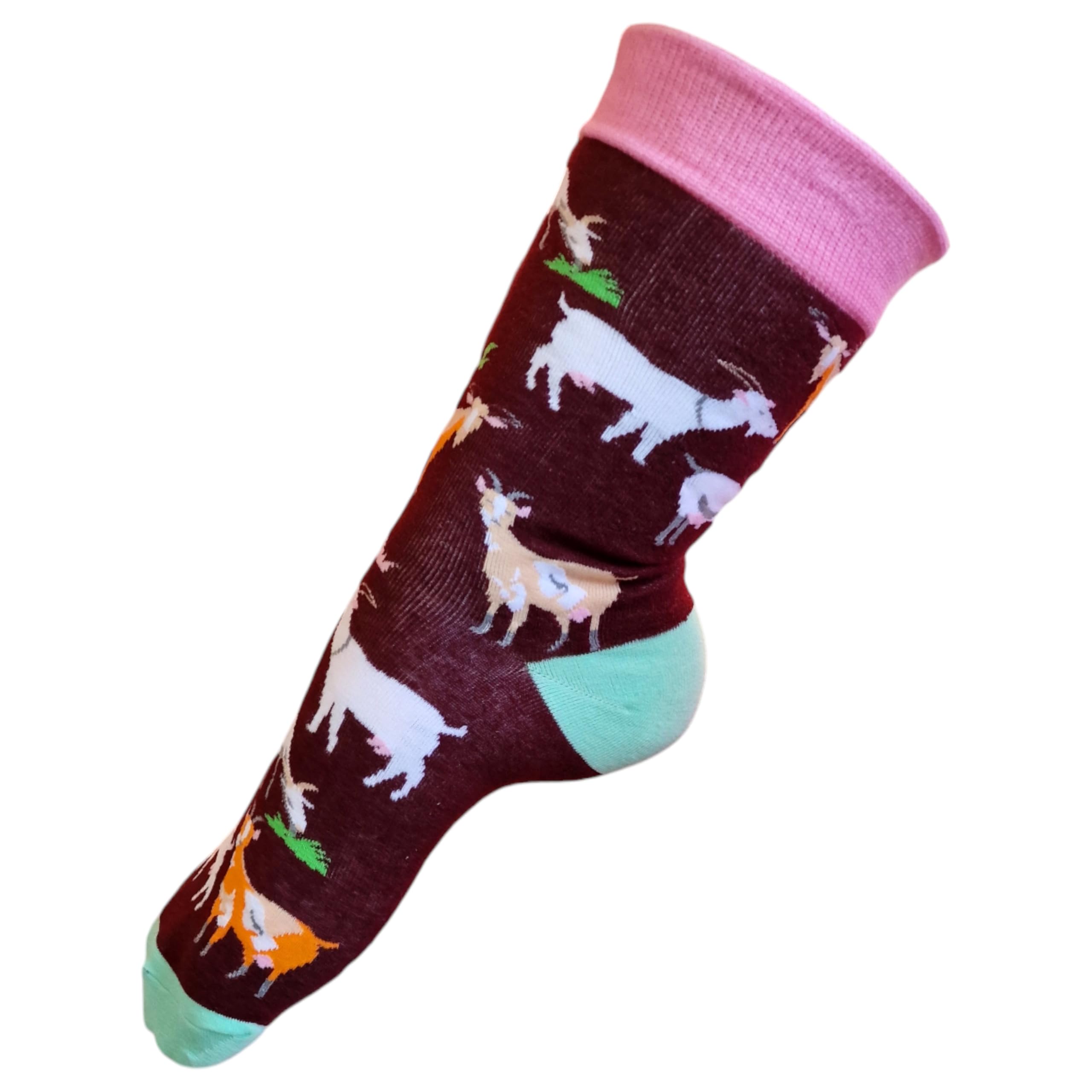 Sock Shack Men's Brown Herd Of Happy Goats Eating Grass G.o.a.t. Socks One Pair Multicolour 6-10 Uk /39-44 Eur/ 7-11 Us