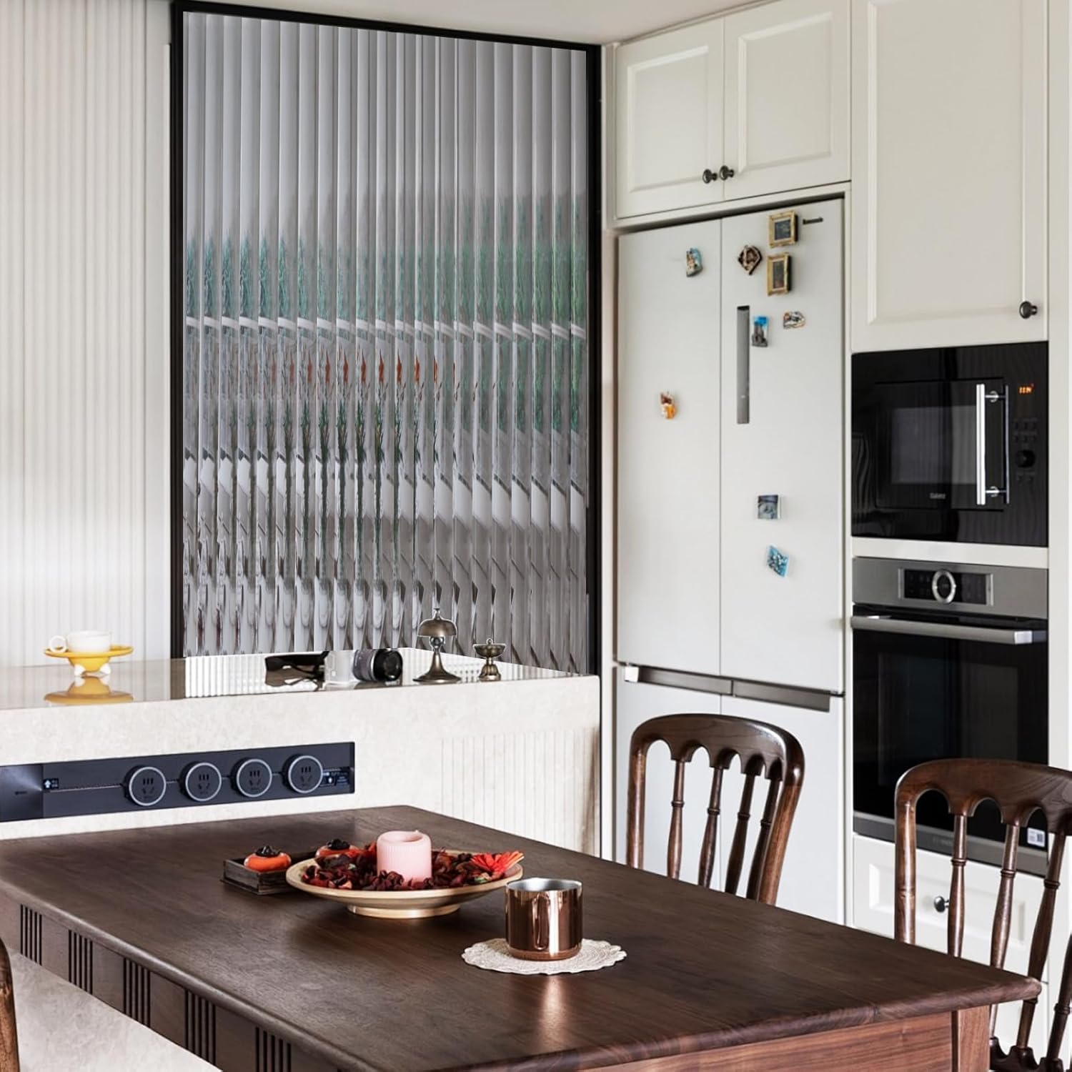 Beautyhero Adhesive Reeded Glass Window Privacy Film, Shatterproof Fluted Frosted Glass Clings, Waterproof 3D Decorative Window Coverings for Bathroom, Cabinet, Front Door, 35.4 x 78.7 Inch