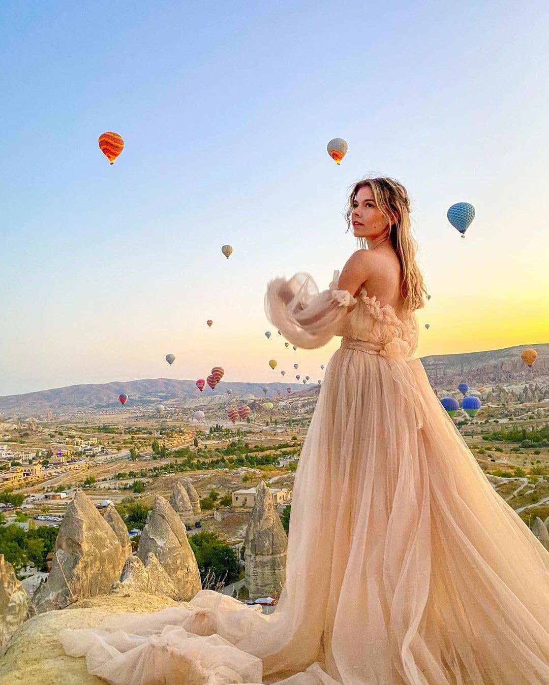 Tulle Dress | Long Flying Photoshoot Flowy Satin Dress | | Long Train Santorini Tulle Flying