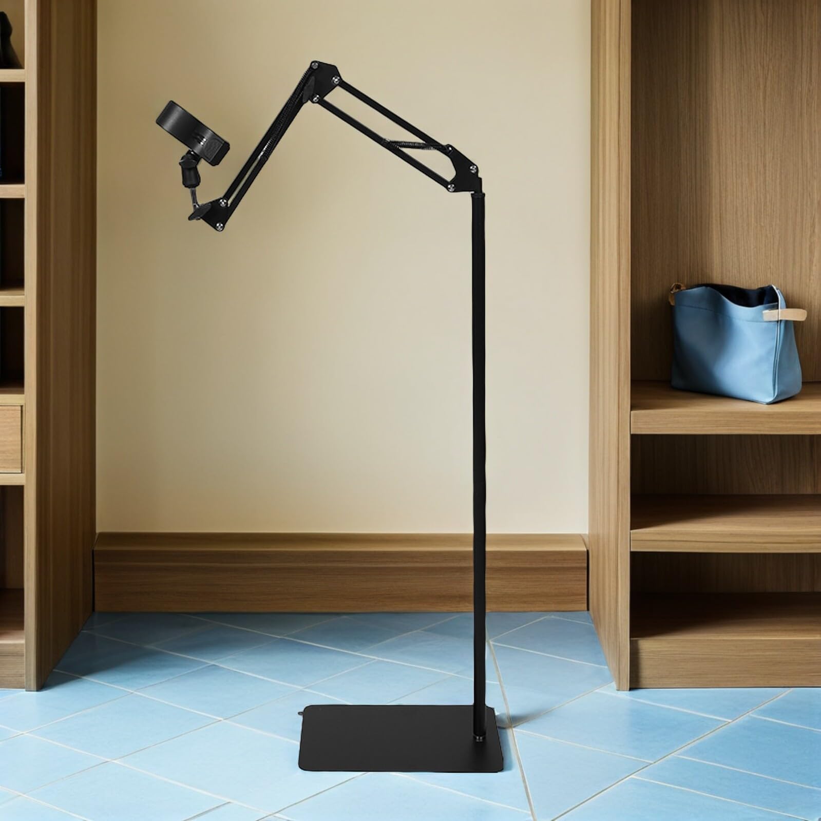 Soporte de Pie Ajustable para Secador de Pelo con Brazo Articulado Plegable Soporte Manos Libres Giratorio para Baño y Salón Compatible Base Estable y Altura Regulable